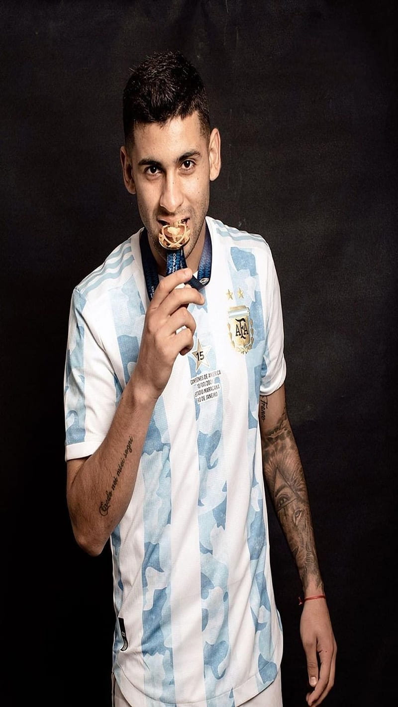 800x1422 Cuti Romero, HD phone wallpaper