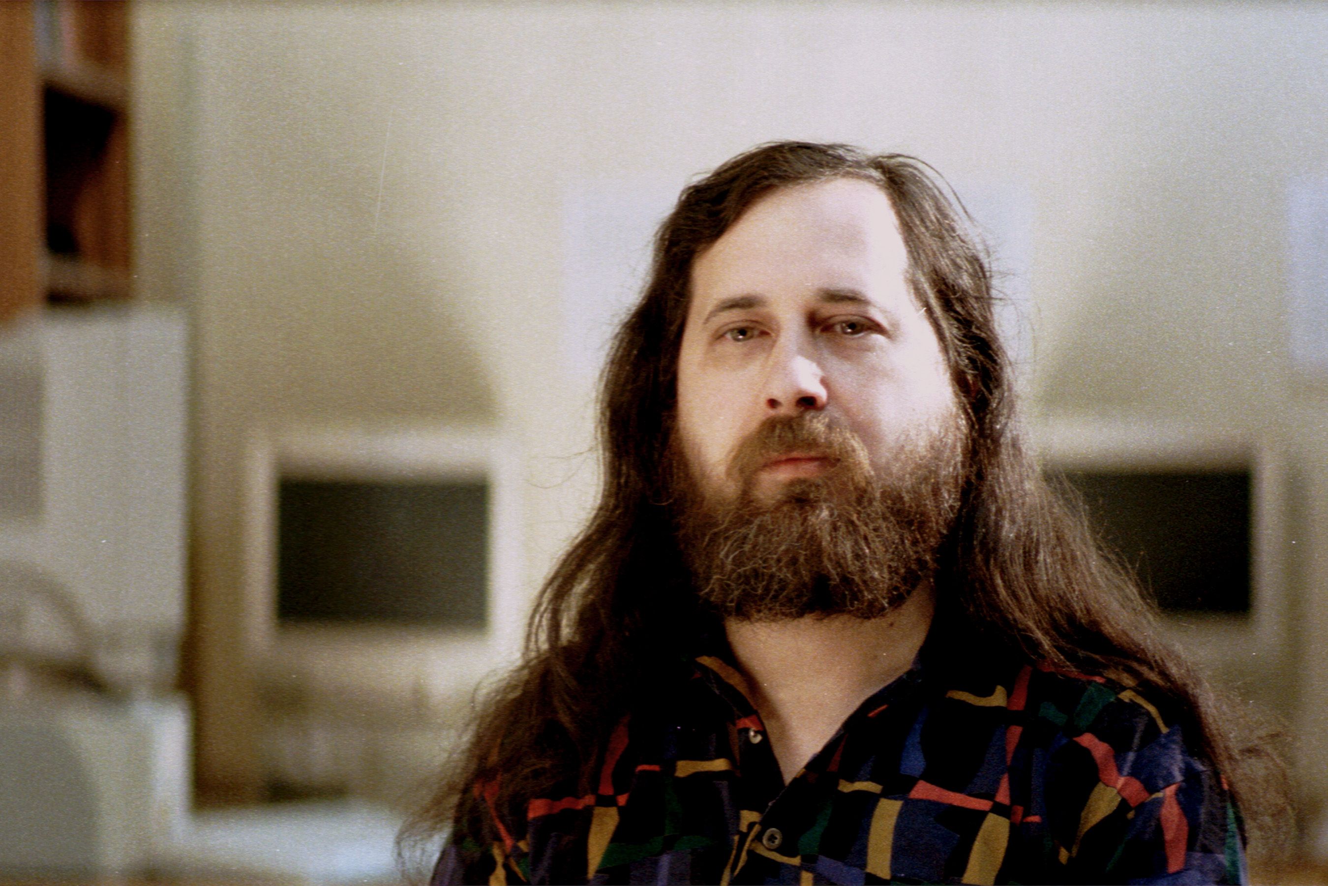 2700x1801 Richard Stallman 000000