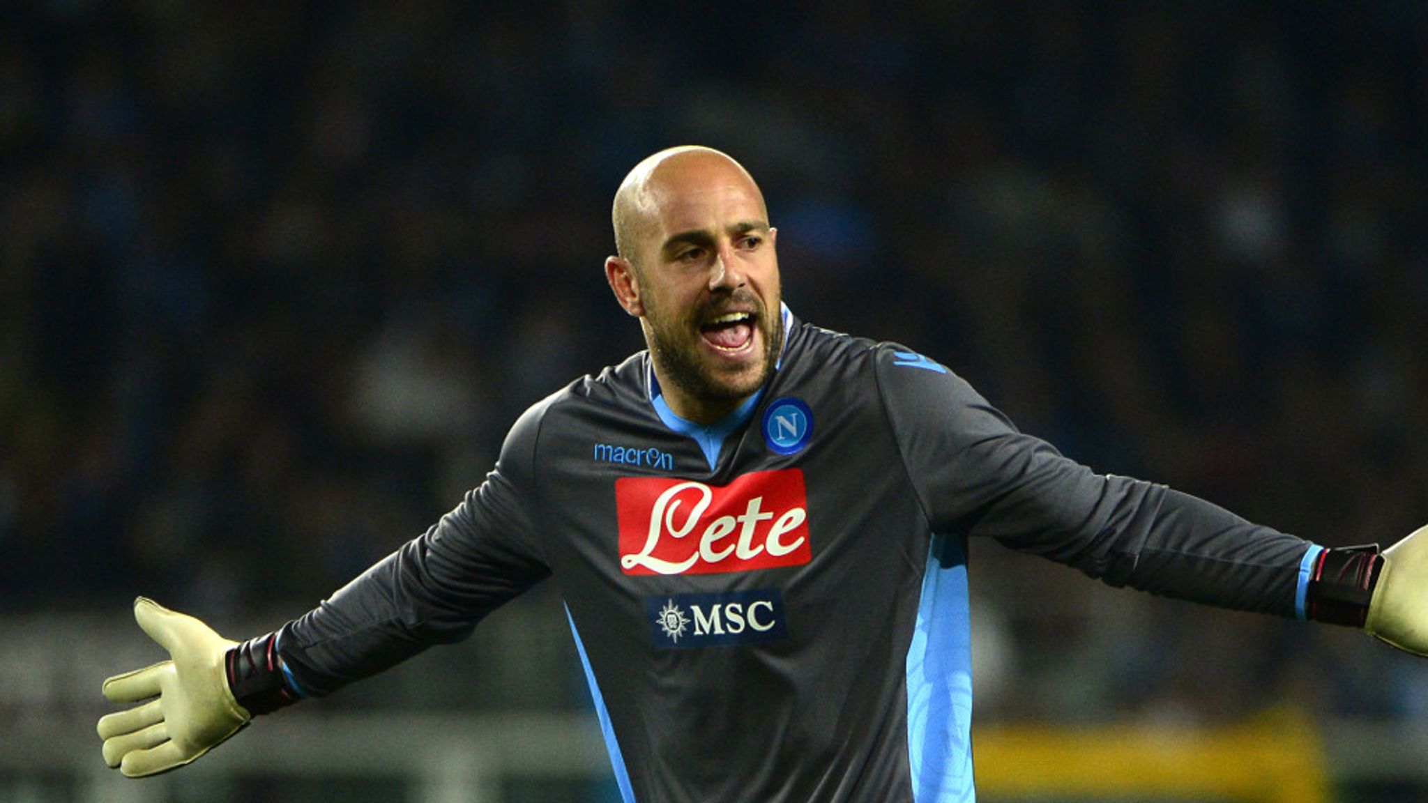2048x1152 Transfer news: Bayern Munich sign goalkeeper Pepe Reina from Liverpool