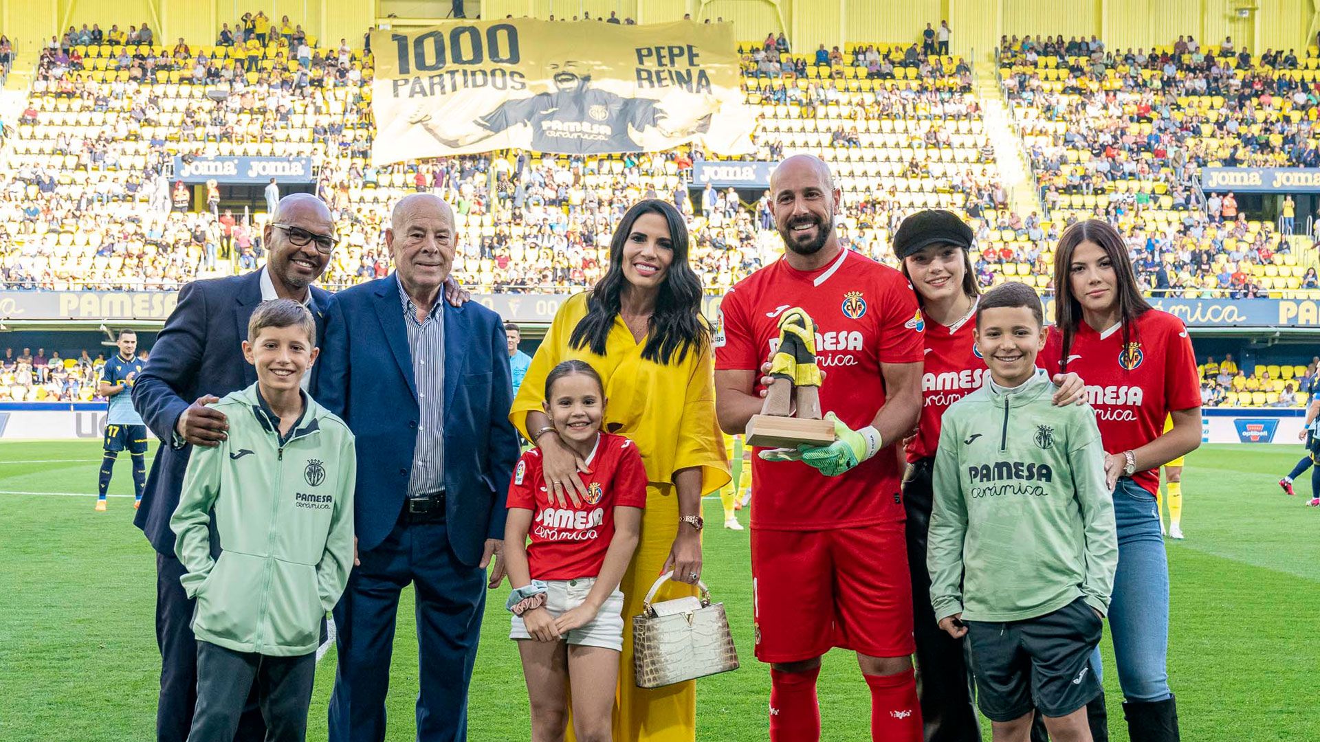 1920x1080 Pepe Reina reaches 1000 games as a professional Oficial del Villarreal CF