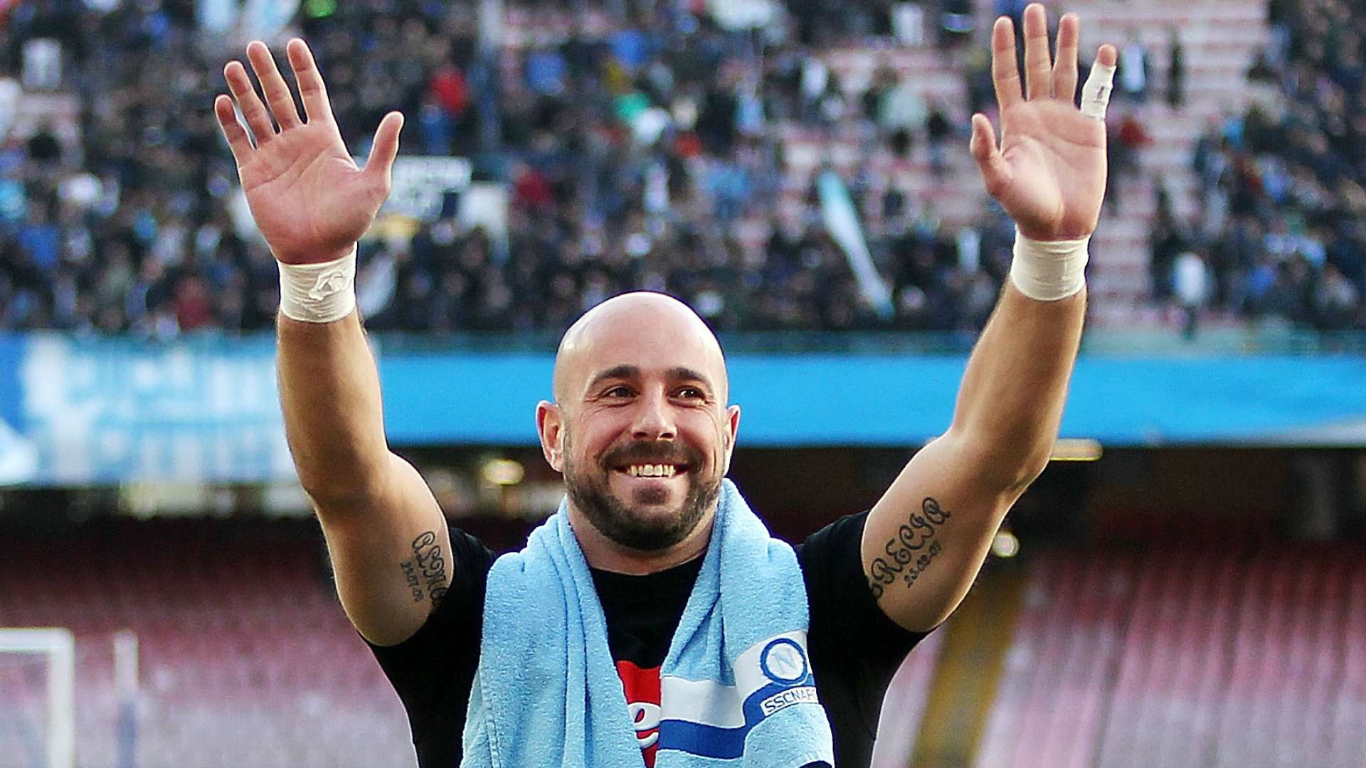 1920x1080 Premier League Transfer News: Man City in talks to sign Pepe Reina from Napoli