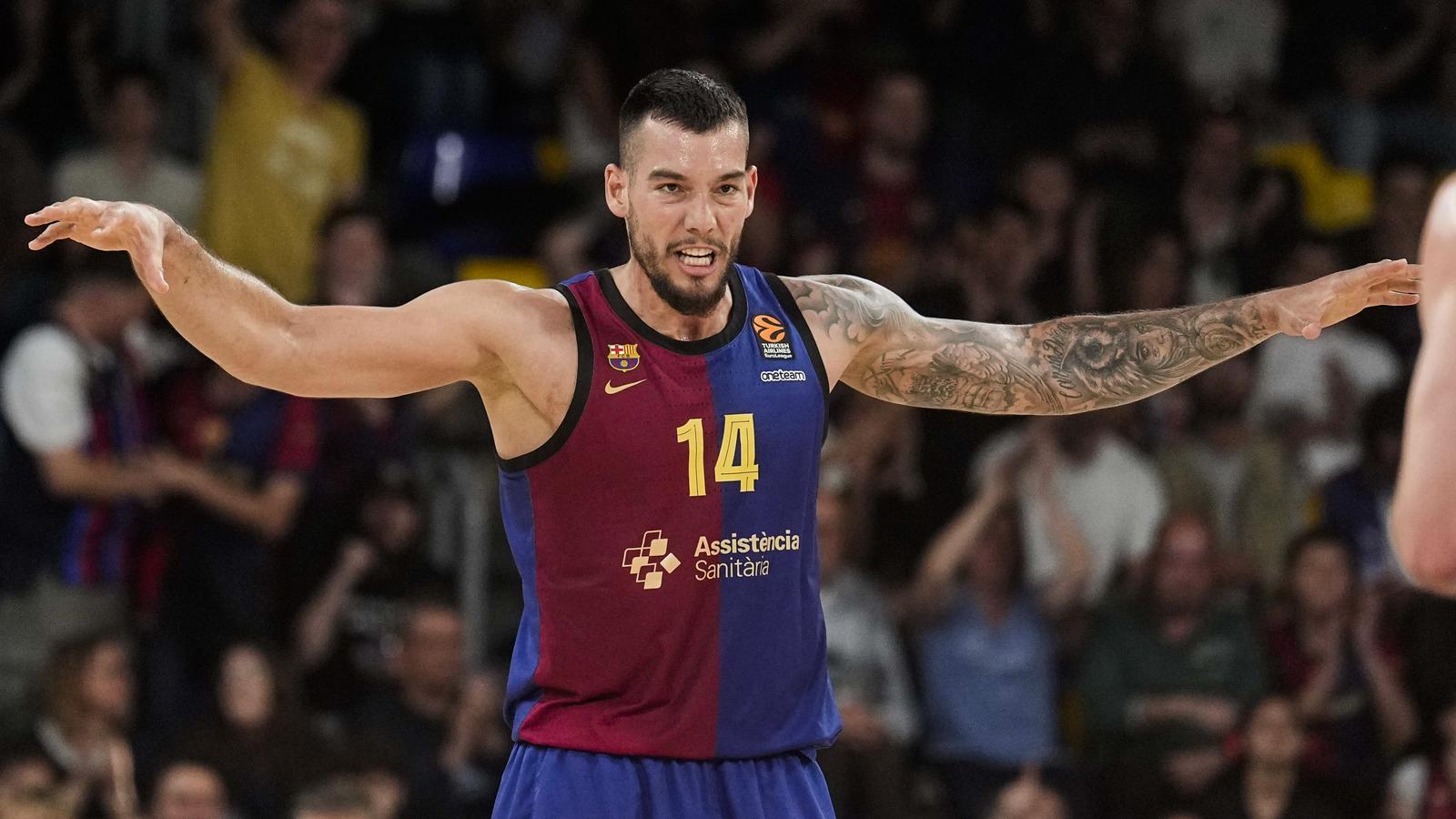 1600x900 An unexpected hero keeps Barça alive