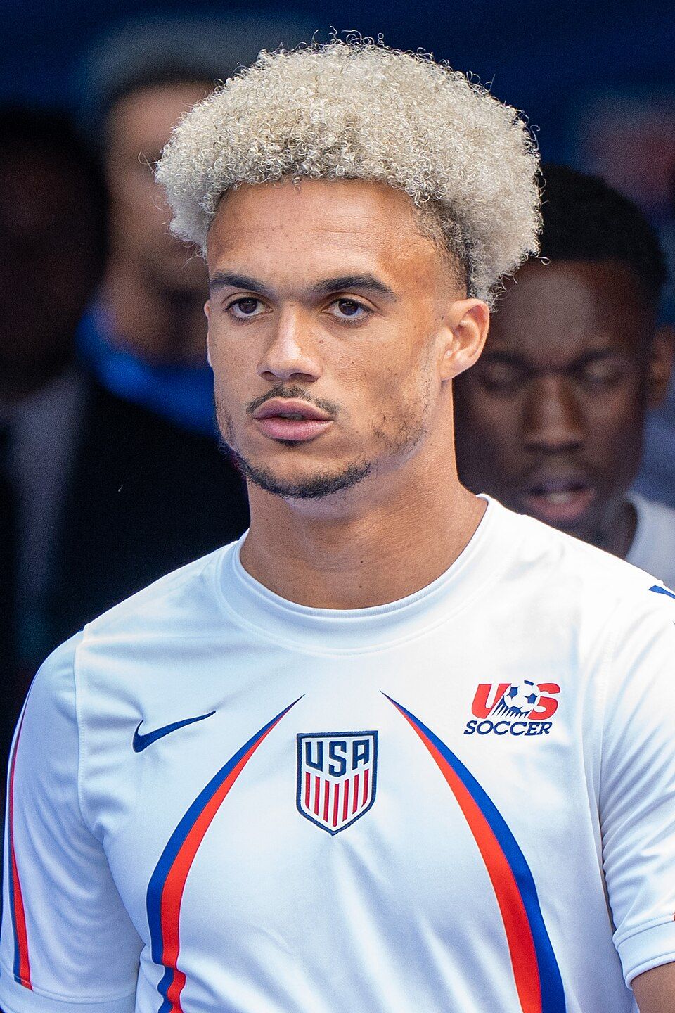 960x1440 Antonee Robinson