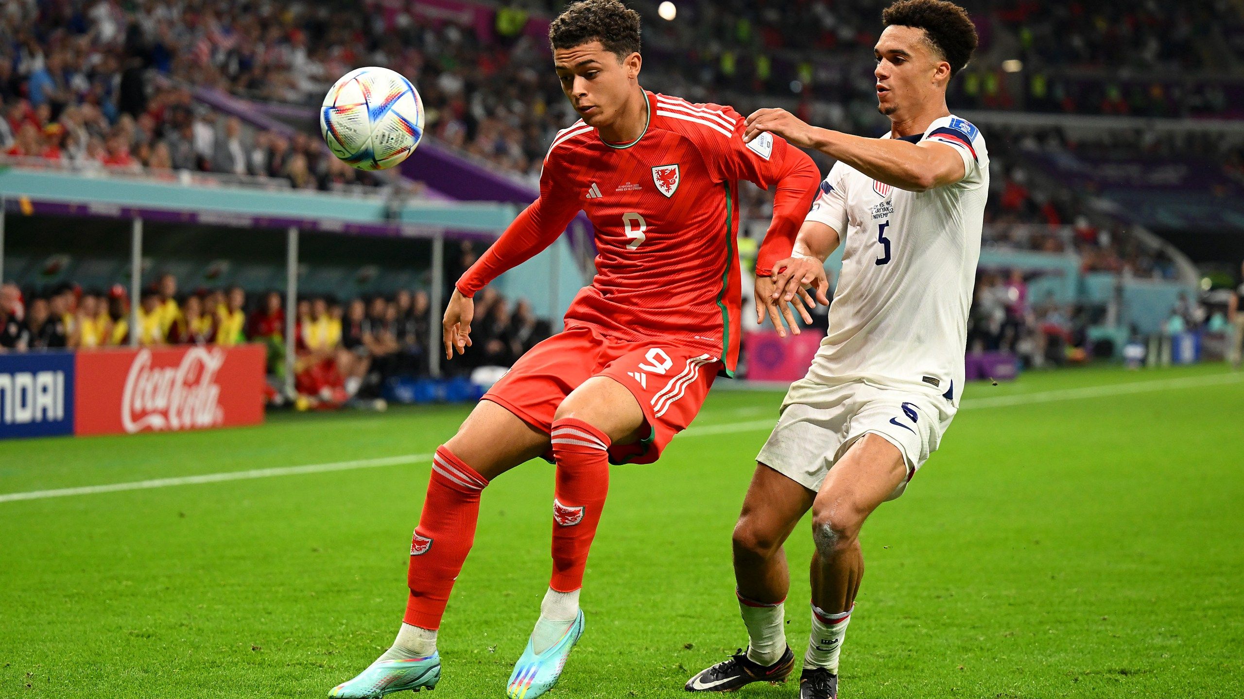 2560x1440 U.S., Wales tie in first World Cup action