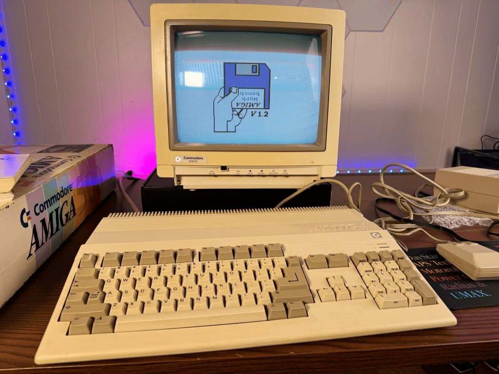 1024x768 Action Retro :apple_inc:: I'm Amigering Amiga 500 on a