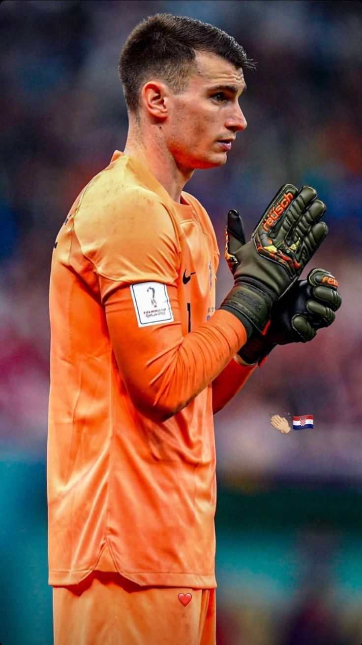 736x1309 Dominik Livakovic Croatia Football