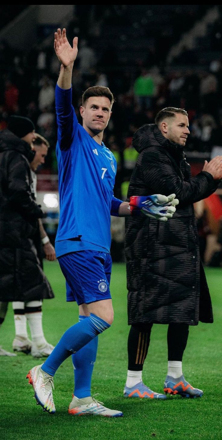 736x1461 Dominik livakovic wallpaper. Dominic livakovic, Sergio aguero wallpaper, Soccer guy