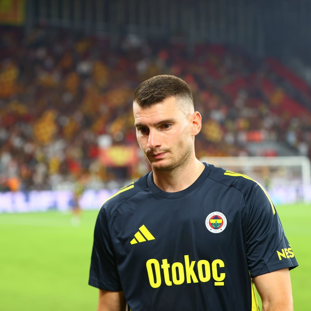 1200x1200 Nottingham Forest in talks to sign Dominik Livakovic from Fenerbahce