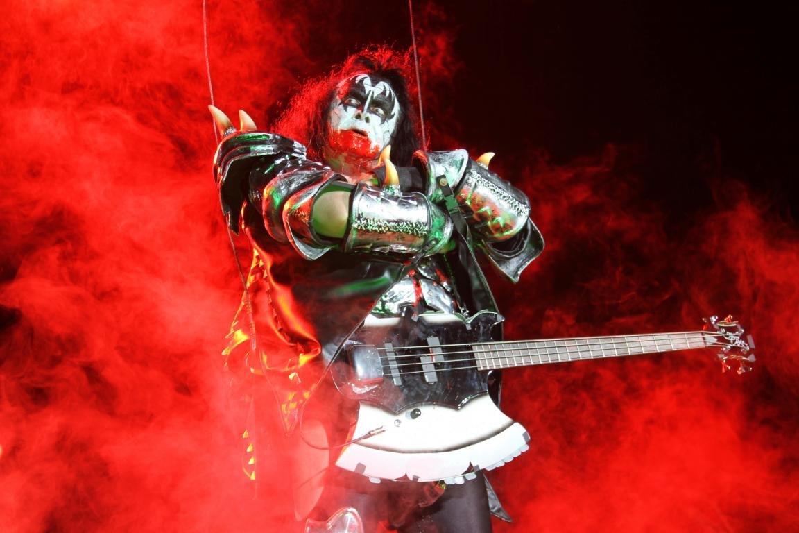 1152x768 Gene Simmons wallpaper HD for desktop background