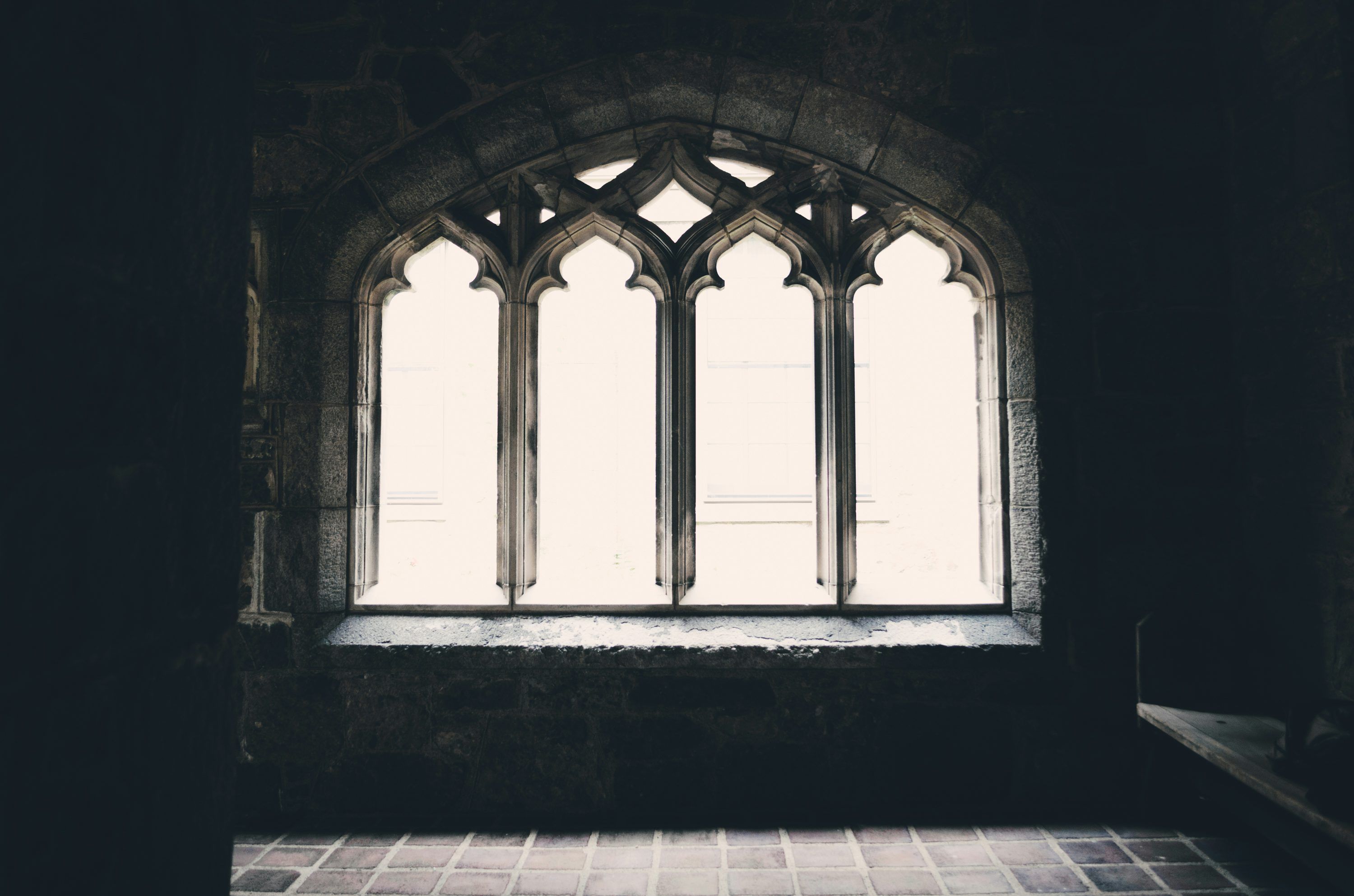 3000x1987 Gothic Window Picture. Download Free Image