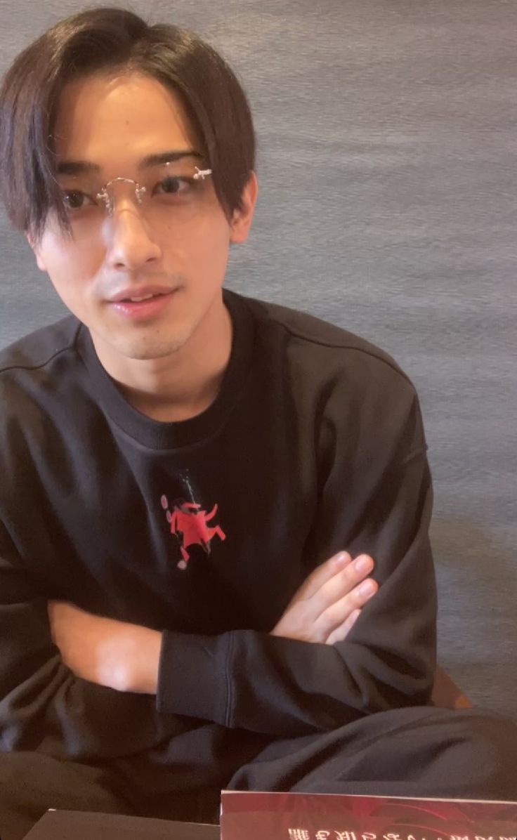 736x1196 Ryusei Yokohama