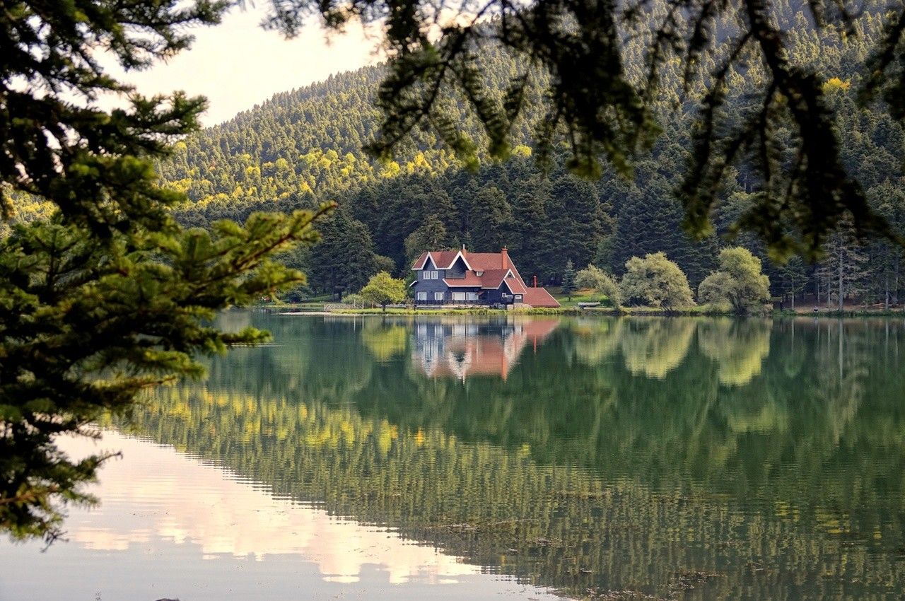1280x850 Abant Lake Travel Guide: Seasons, Walks & Relaxing Nature Stops