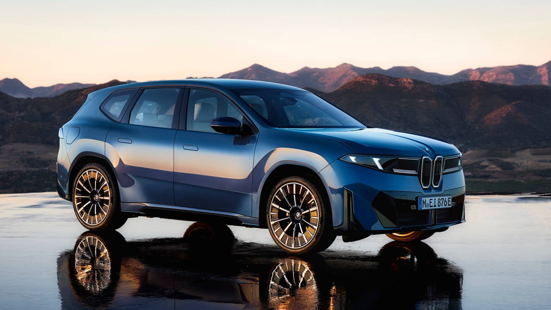 1920x1080 First Look: BMW's Neue Klasse iX3 Previews the Future Of EVs