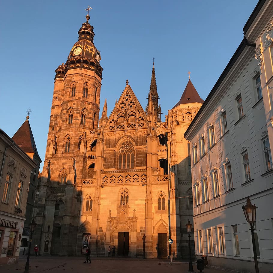 910x910 Kosice 1080P, 2K, 4K, 5K HD wallpaper free download