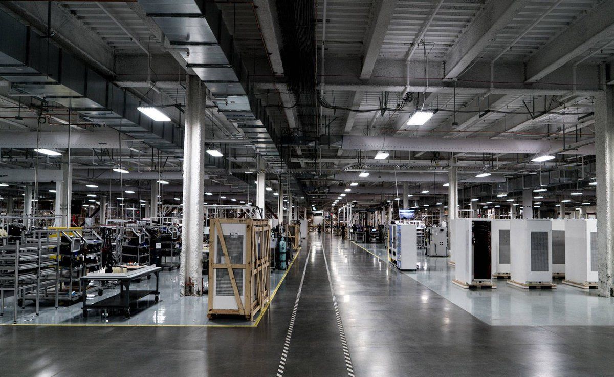 1200x736 Photos of Tesla's Gigafactory, set to be the world's largest building