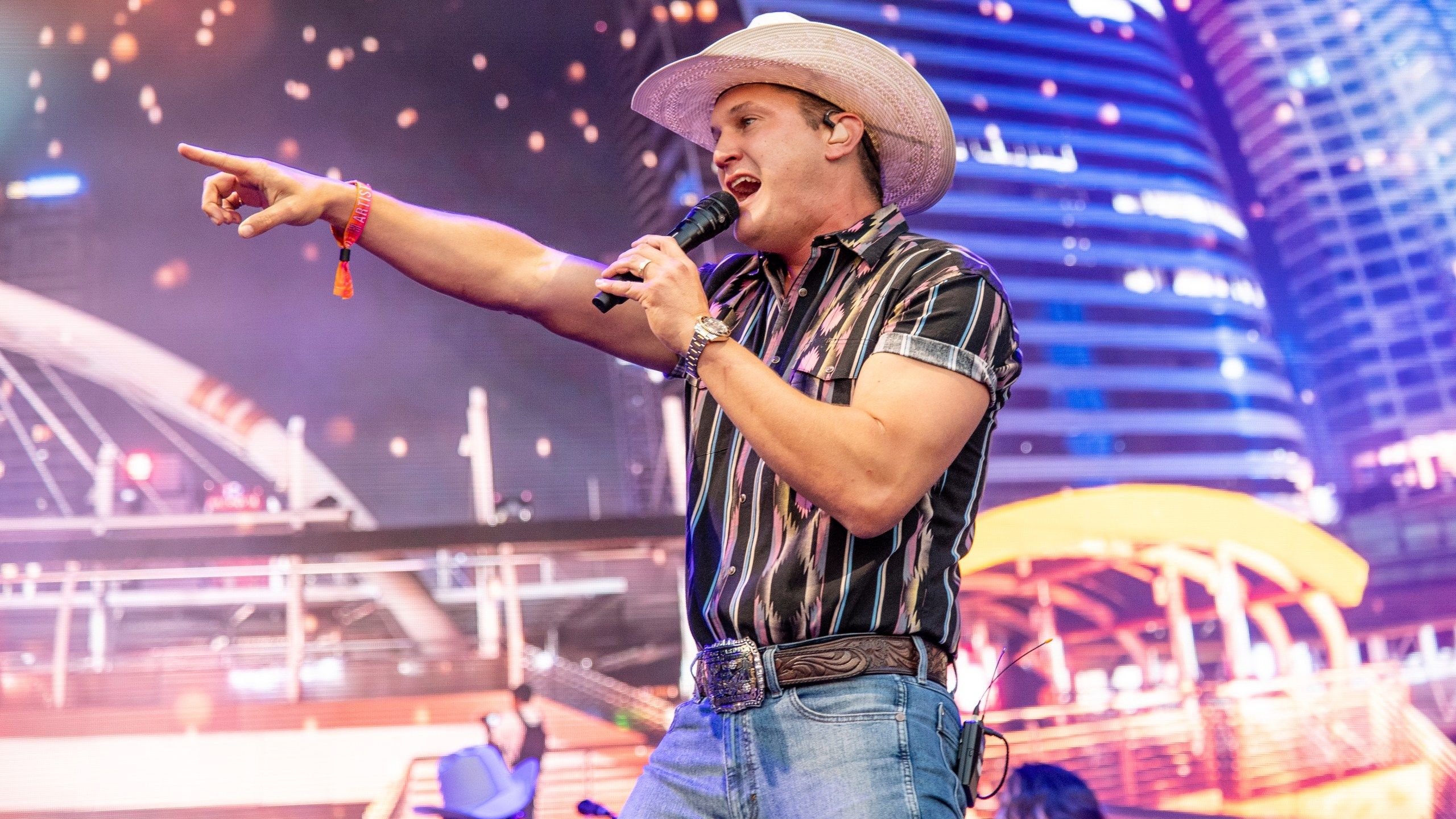 2560x1440 Jon Pardi joins CCMF lineup