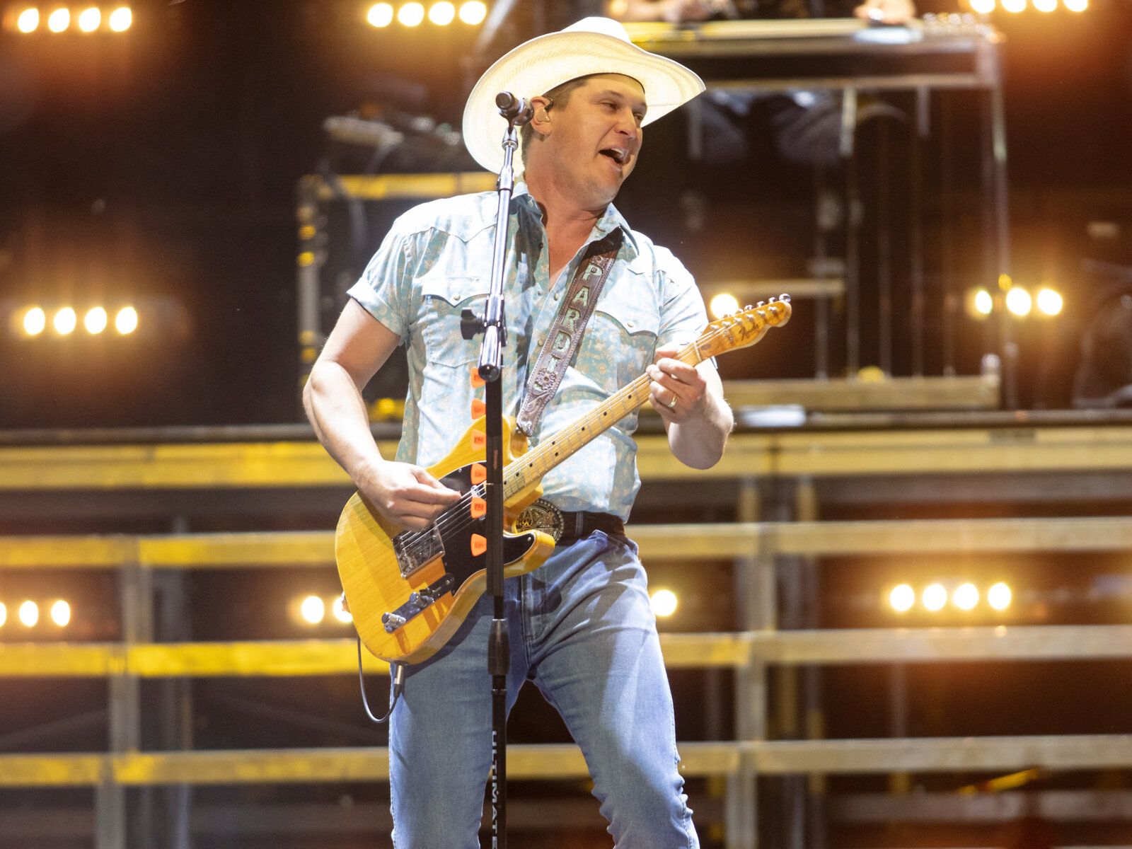 1600x1200 reasons why you shouldn't have missed Jon Pardi's BMO Harris Pavilion show