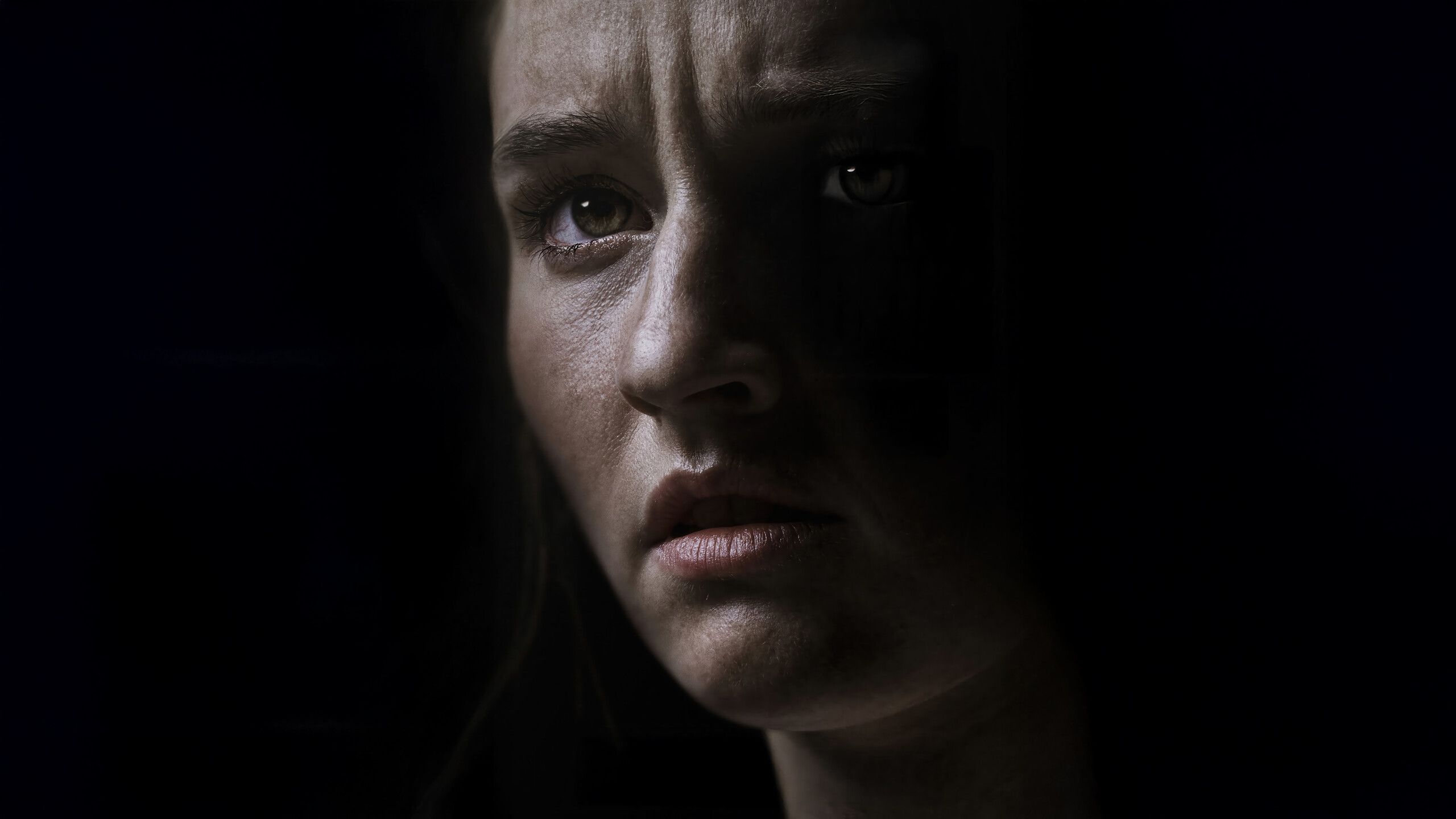 2560x1440 Abby Last of Us S2 Kaitlyn Dever 4K Wallpaper iPhone HD Phone