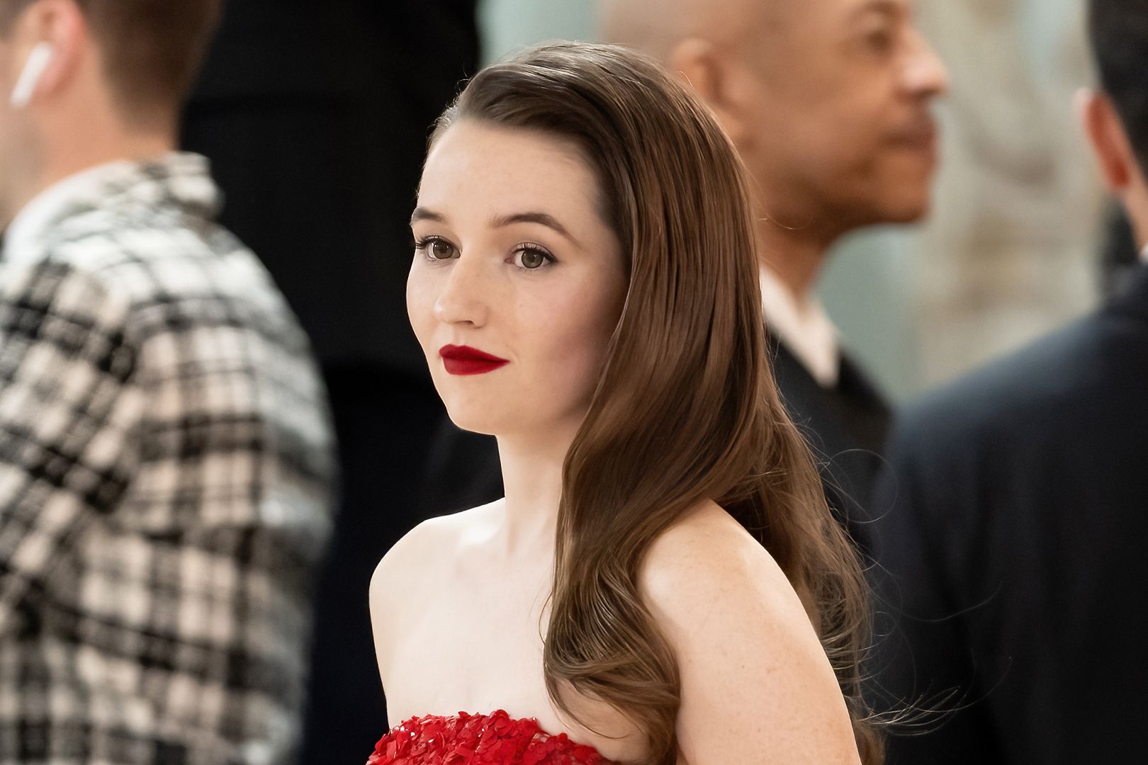 1620x1080 Who is Kaitlyn Dever?