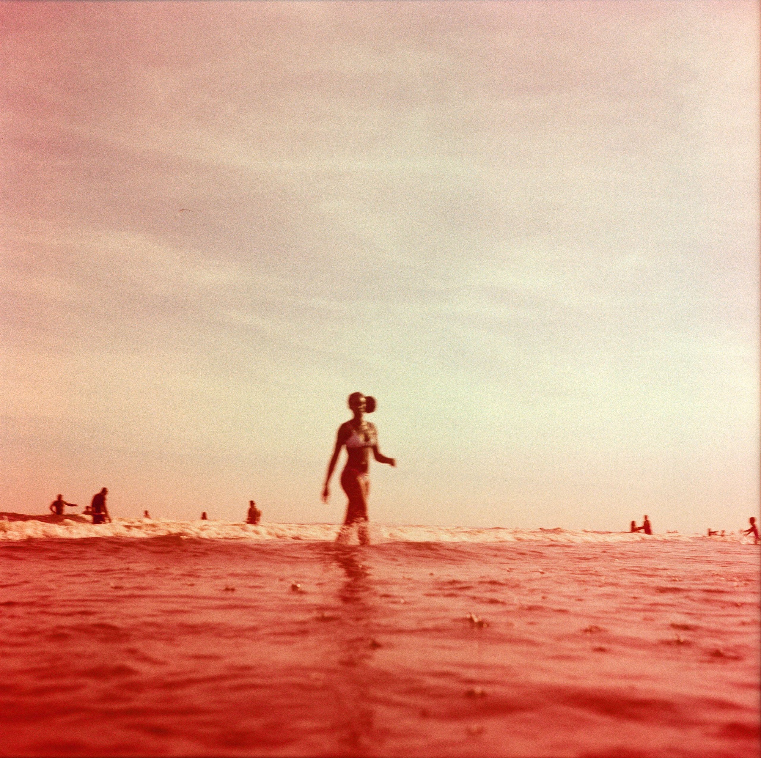 2560x2550 Escaping the City Heat at Rockaway Beach. The New Yorker