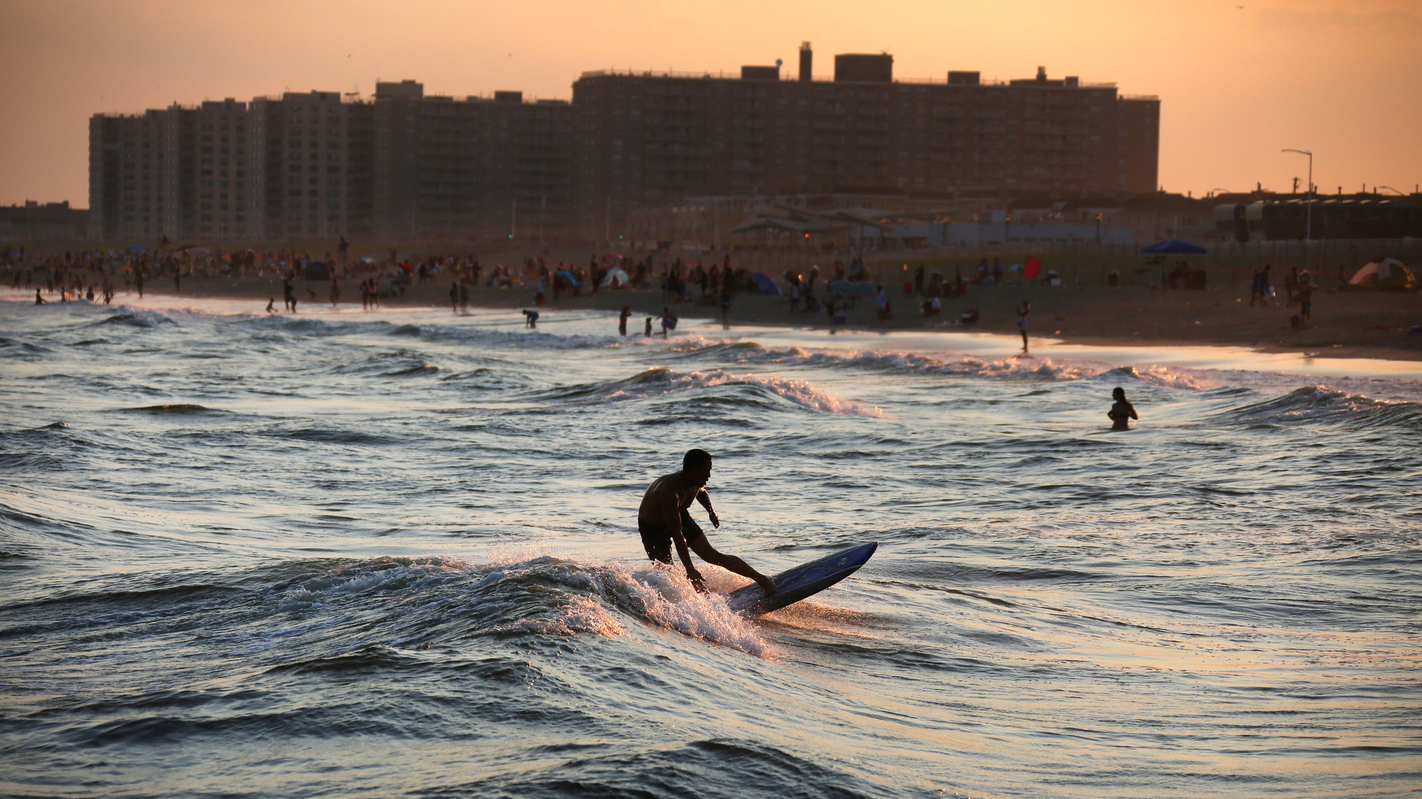 2048x1152 Rockaway Beach