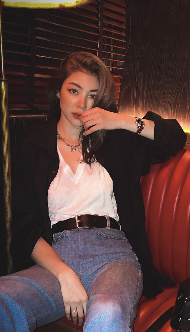 736x1281 Faye Malisorn