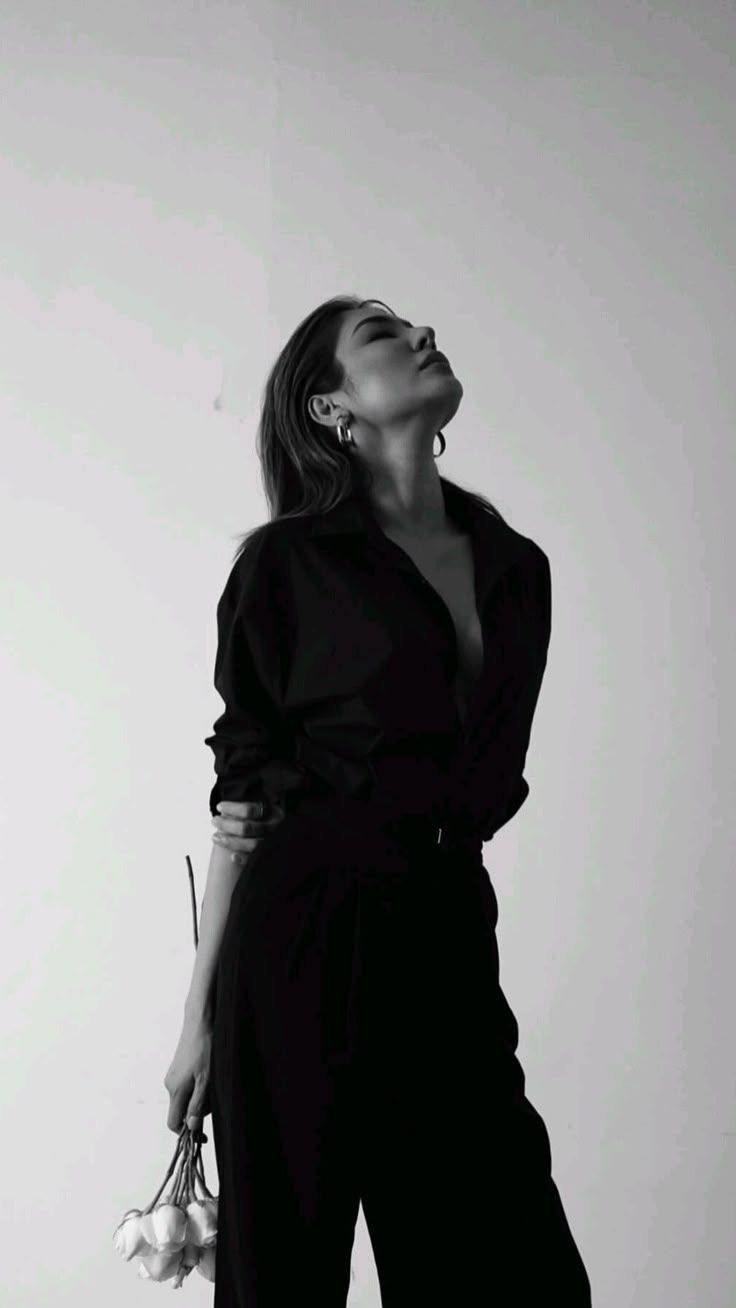736x1308 Faye Malisorn