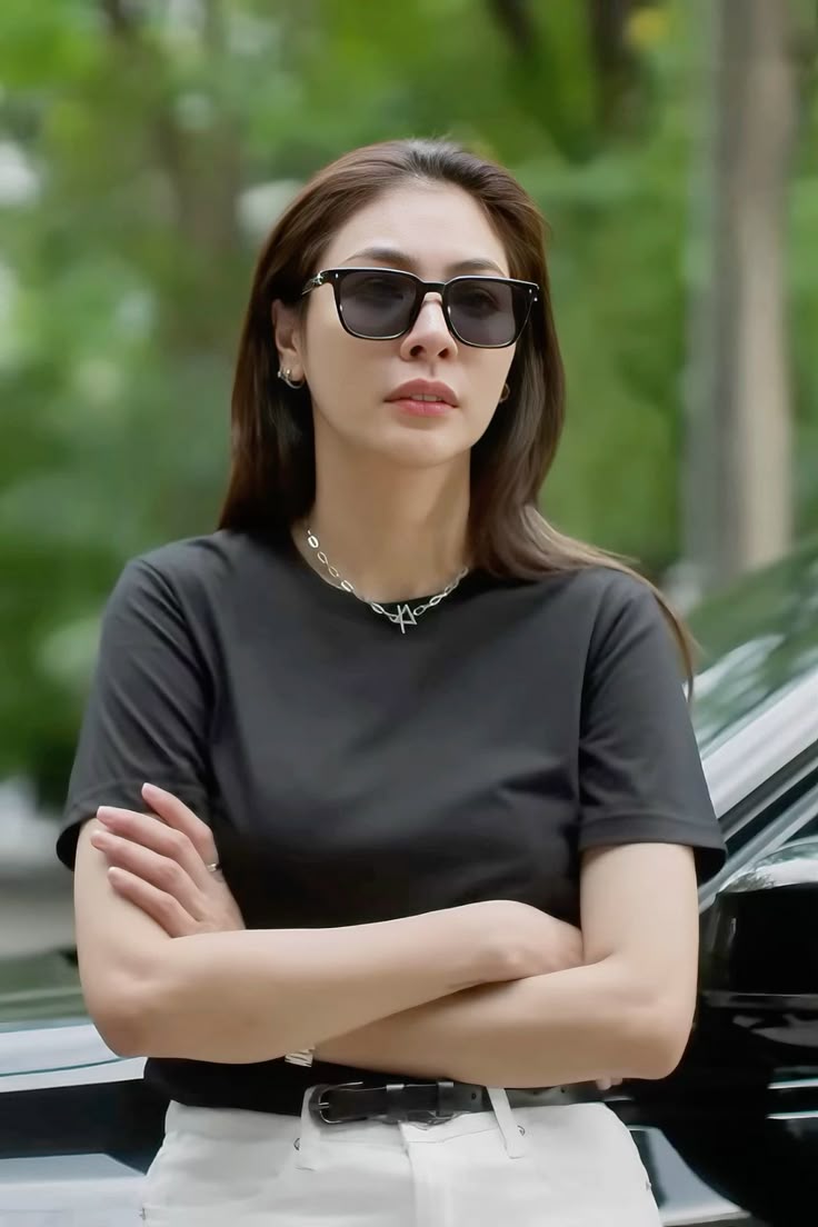 736x1104 Faye Malisorn
