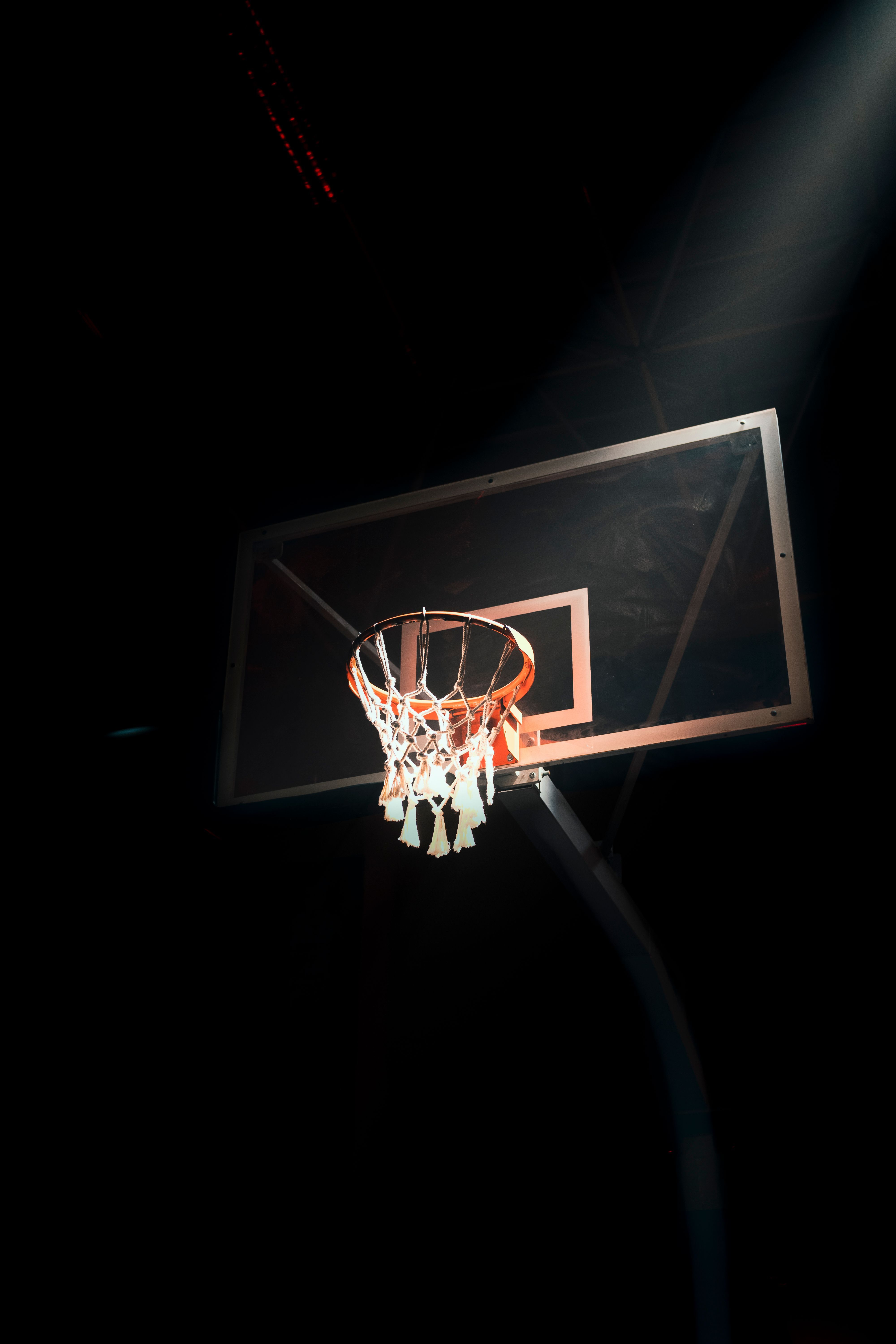 4000x6000 Basketball Hoop at Night · Free