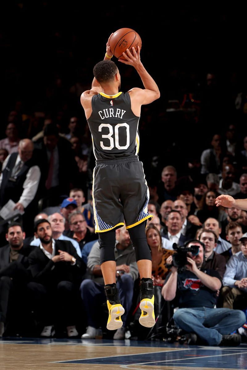 800x1199 NEW YORK, NY 26: Stephen Curry of the Golden State Warriors shoots the ball aga. Nba stephen curry, HD phone wallpaper