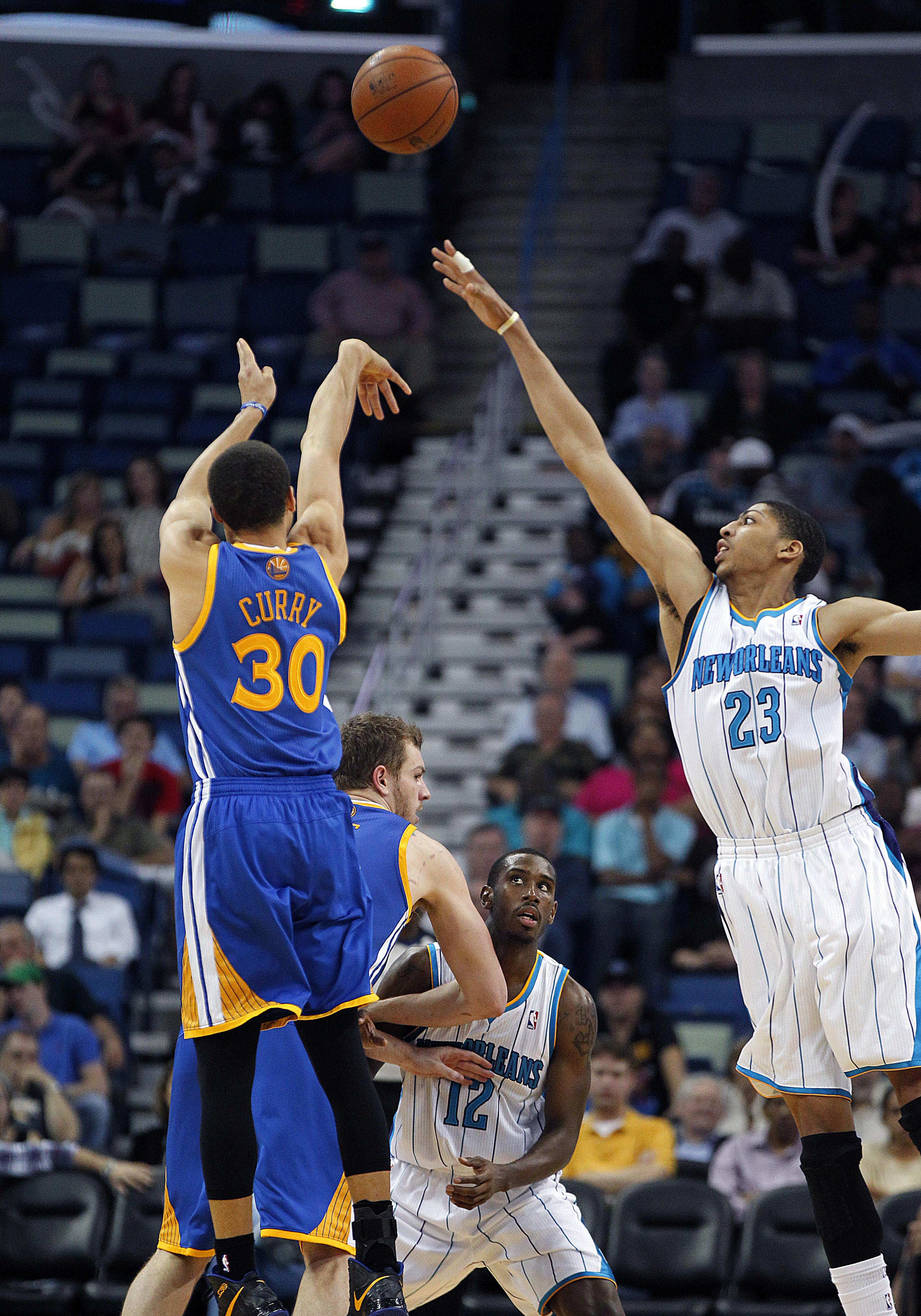 3130x4468 Steph Curry Shooting Wallpaper