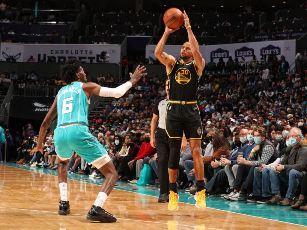 1024x768 NBA news. Steph Curry isn't satisfied with just making shots