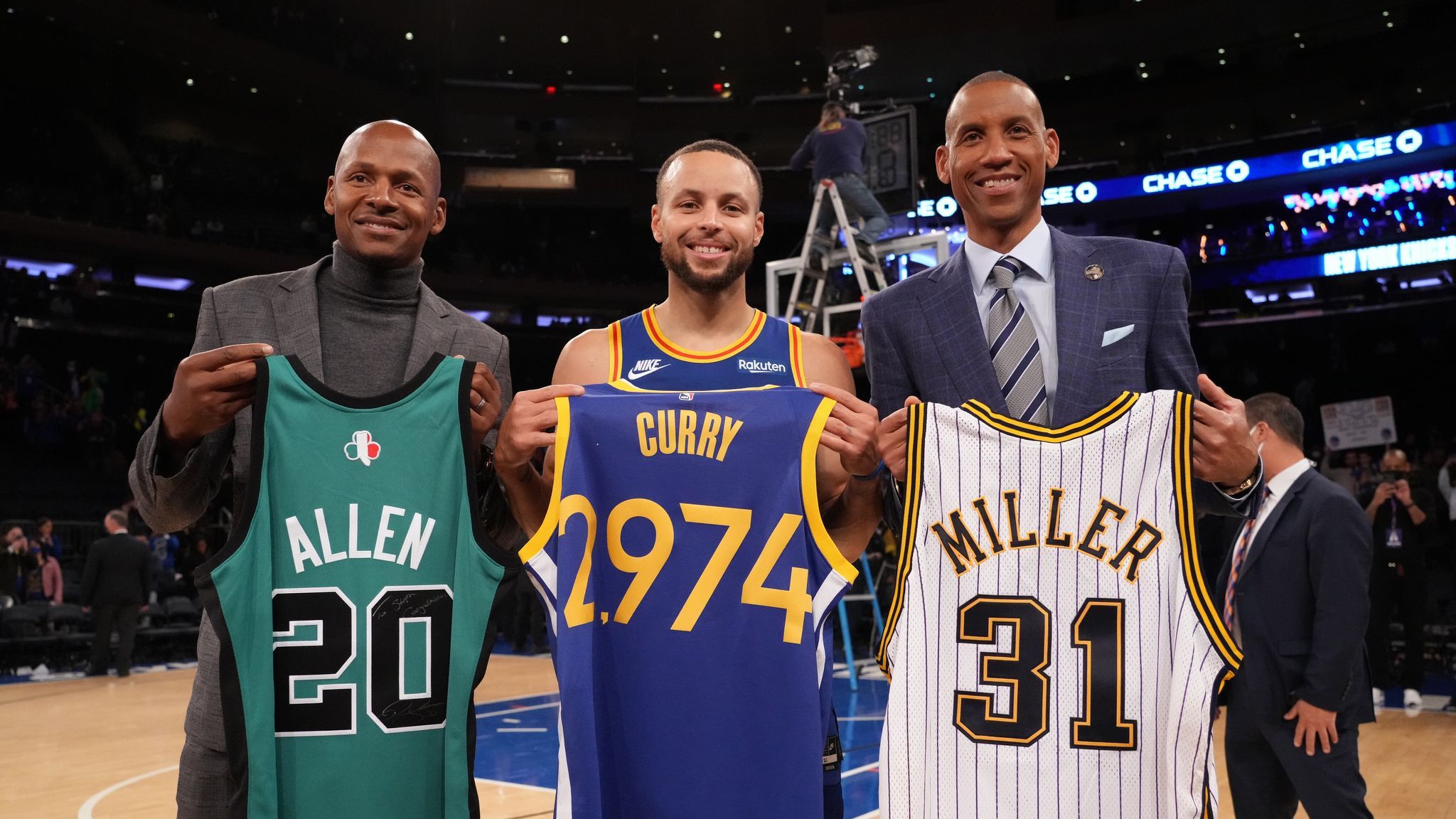 2048x1152 Take A Look Back At Stephen Curry's Journey To Breaking The NBA's All Time 3 Pointer Record Back In December