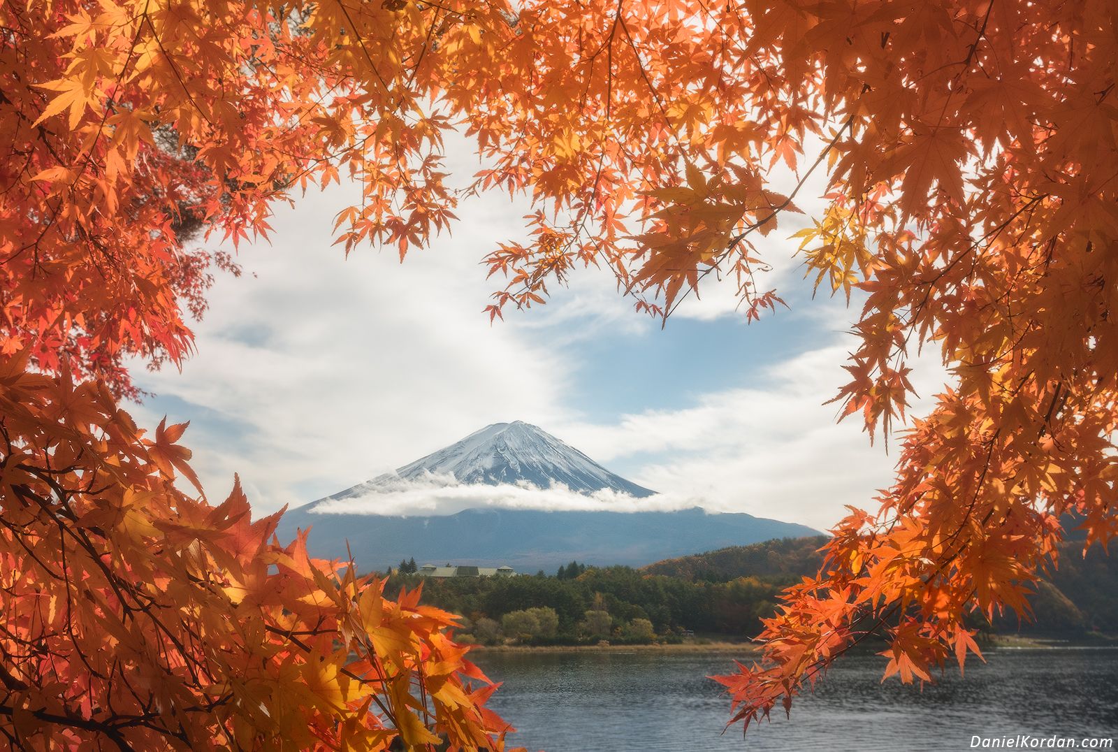 1600x1076 Japan In Red: Autumn Leaves Photo Tour With Leica, 10 18 November 2020