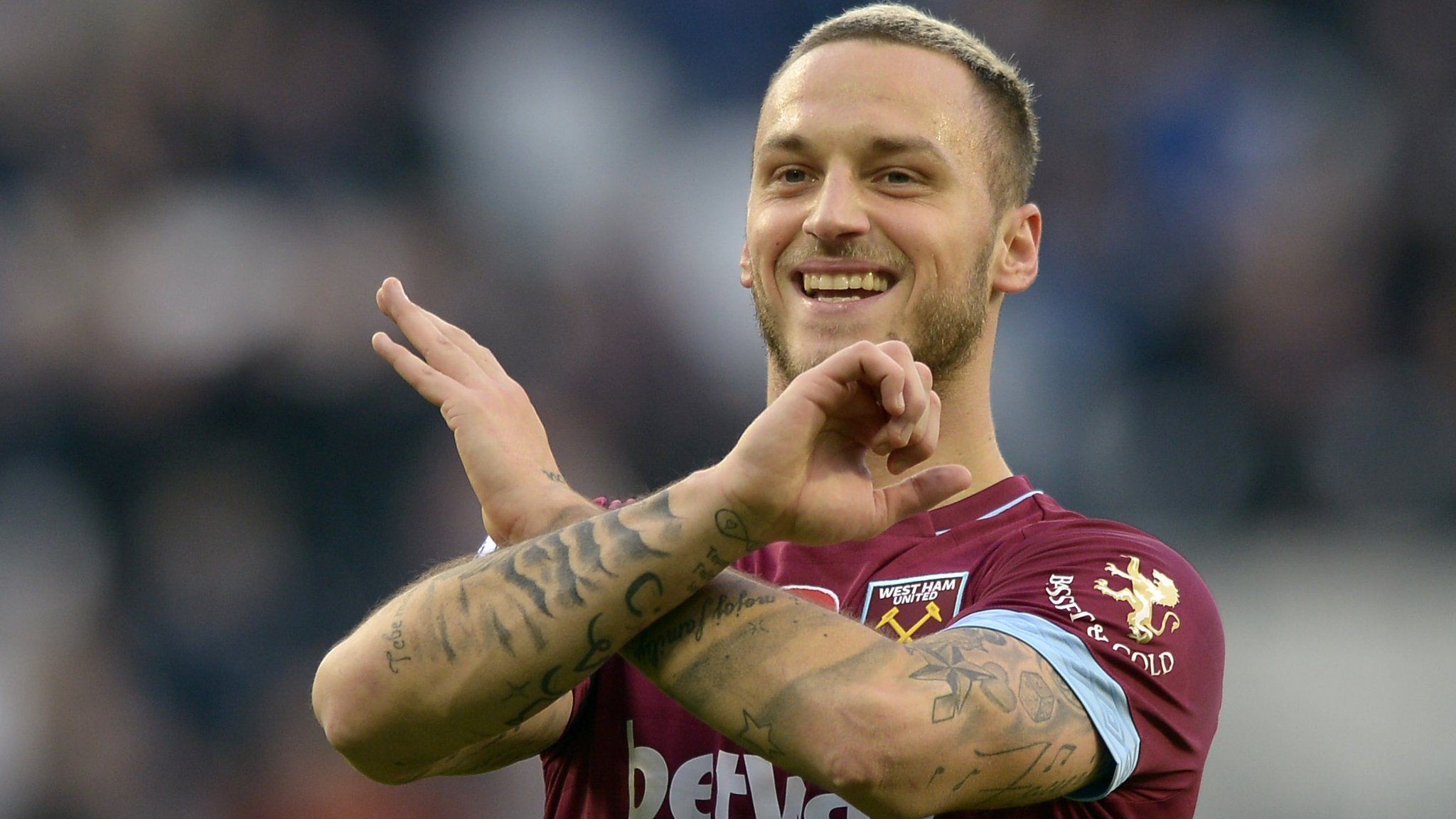 2048x1152 Marko Arnautovic: West Ham striker to stay despite China offer