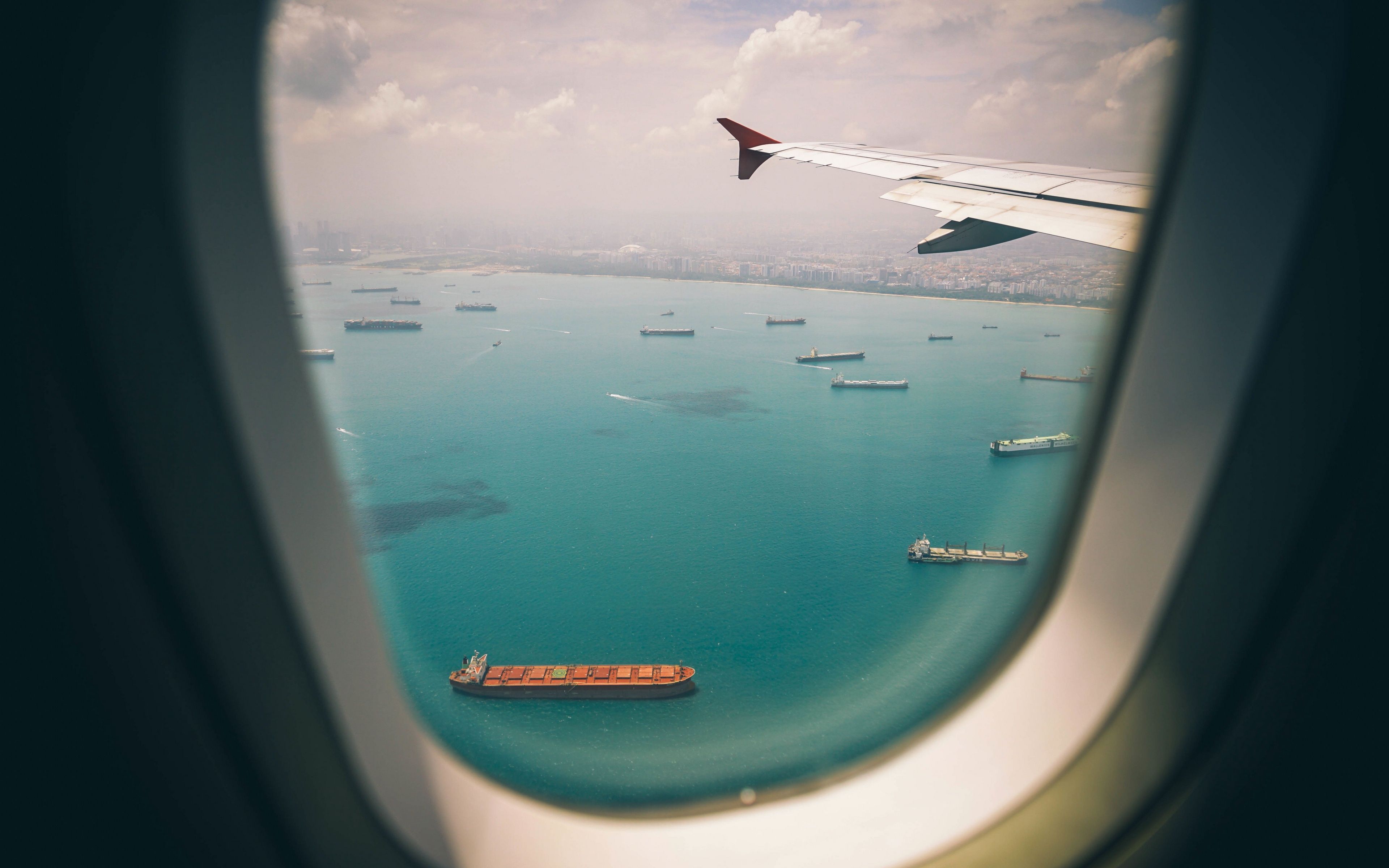 3840x2400 Wallpaper sea, flight, the city, view, wings, Singapore, the window, The ship for mobile and desktop, section авиация, resolution 3840x2400
