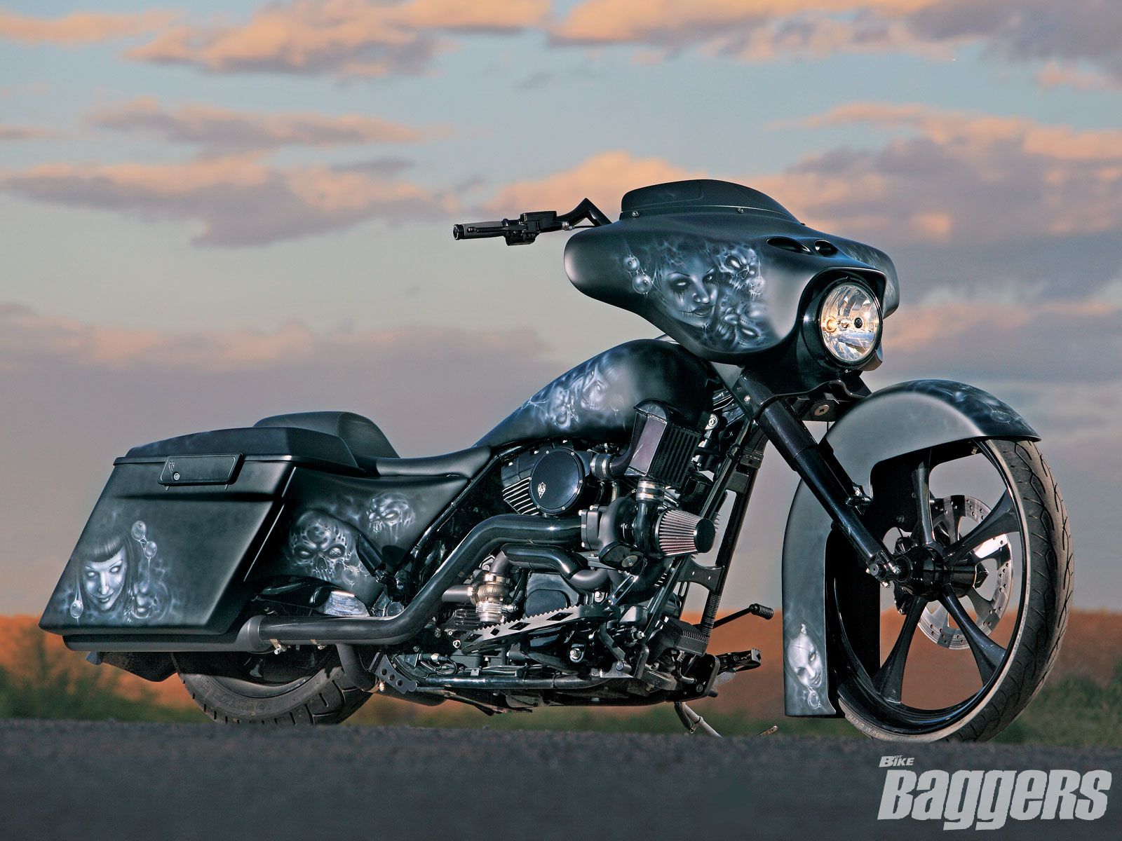 1600x1200 Download Vehicle Harley Davidson Street Glide Wallpaperx1200