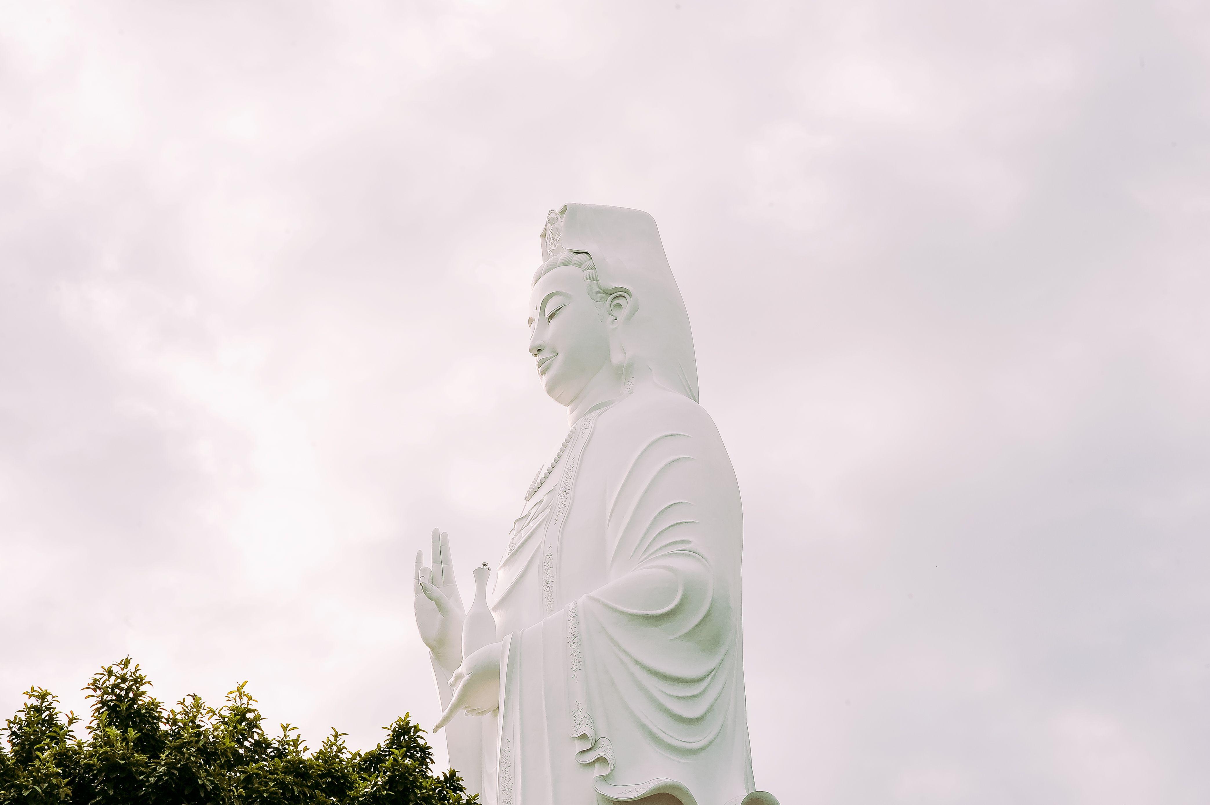 4174x2778 White Buddha Statue wallpaper
