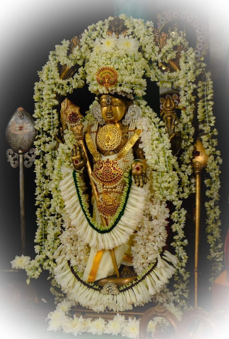 736x1088 Arupadai murugan image HD. Aarupadai murugan image, Murugan vel HD wallpaper, Indian gods