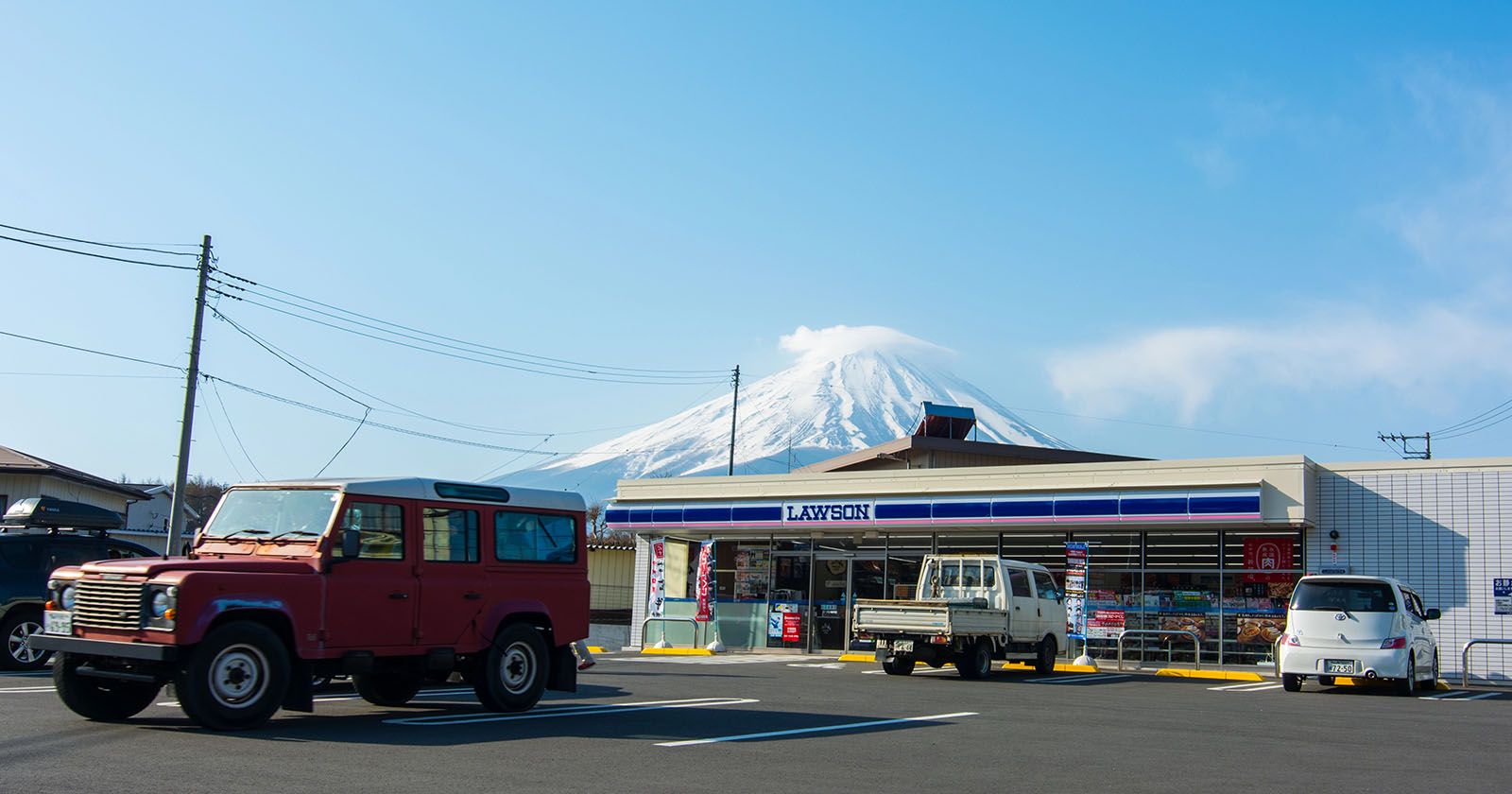 1600x840 Town to Make Mt. Fuji View Worse Because of Misbehaving Tourists