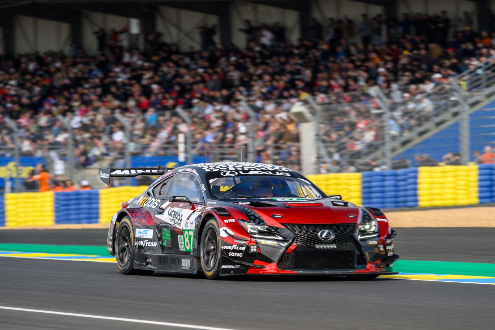 1600x1067 Toyota up the pace during red flag filled Le Mans Test session