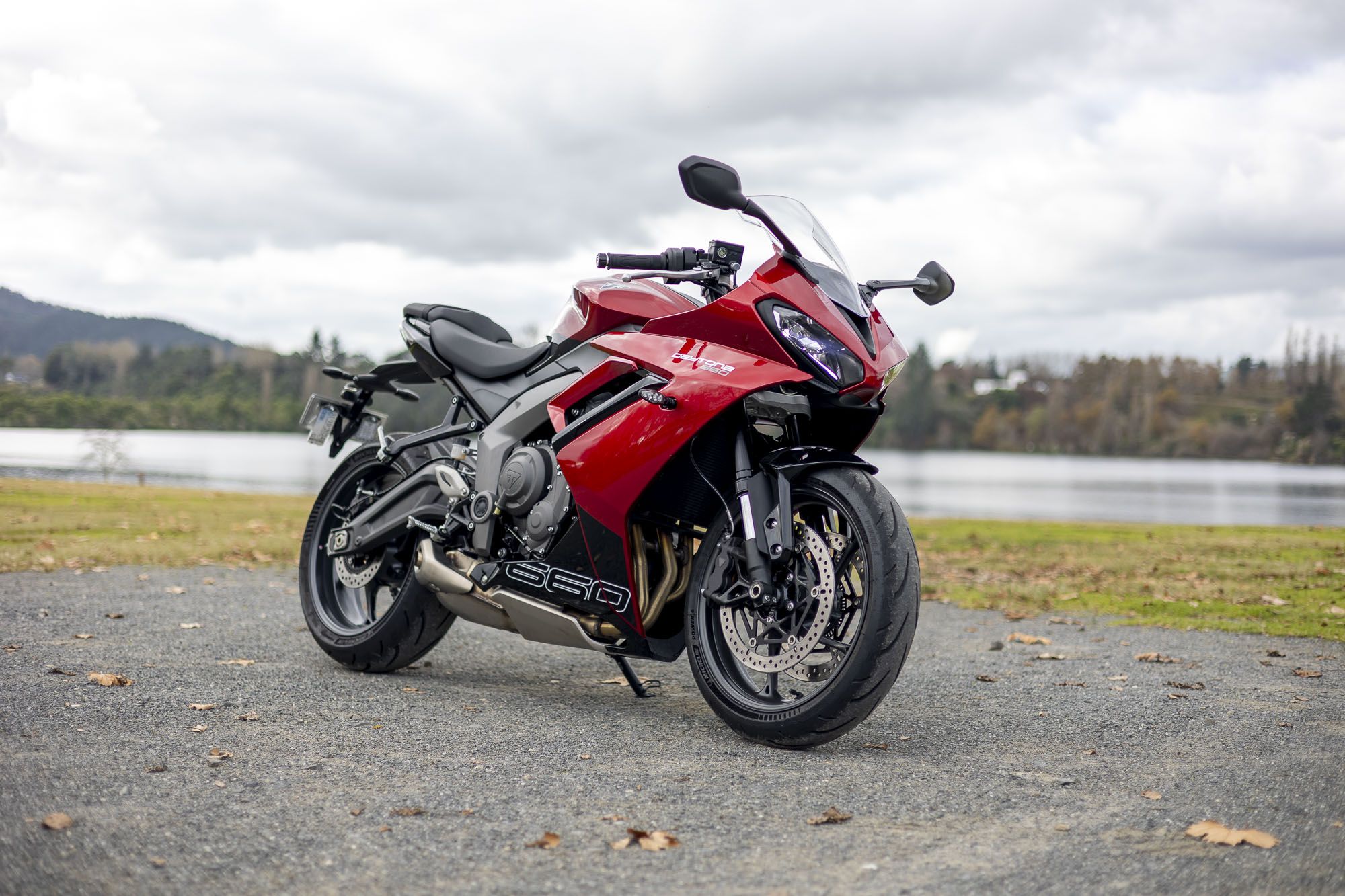 2000x1333 Triumph Daytona 660 Review: Posh Performer