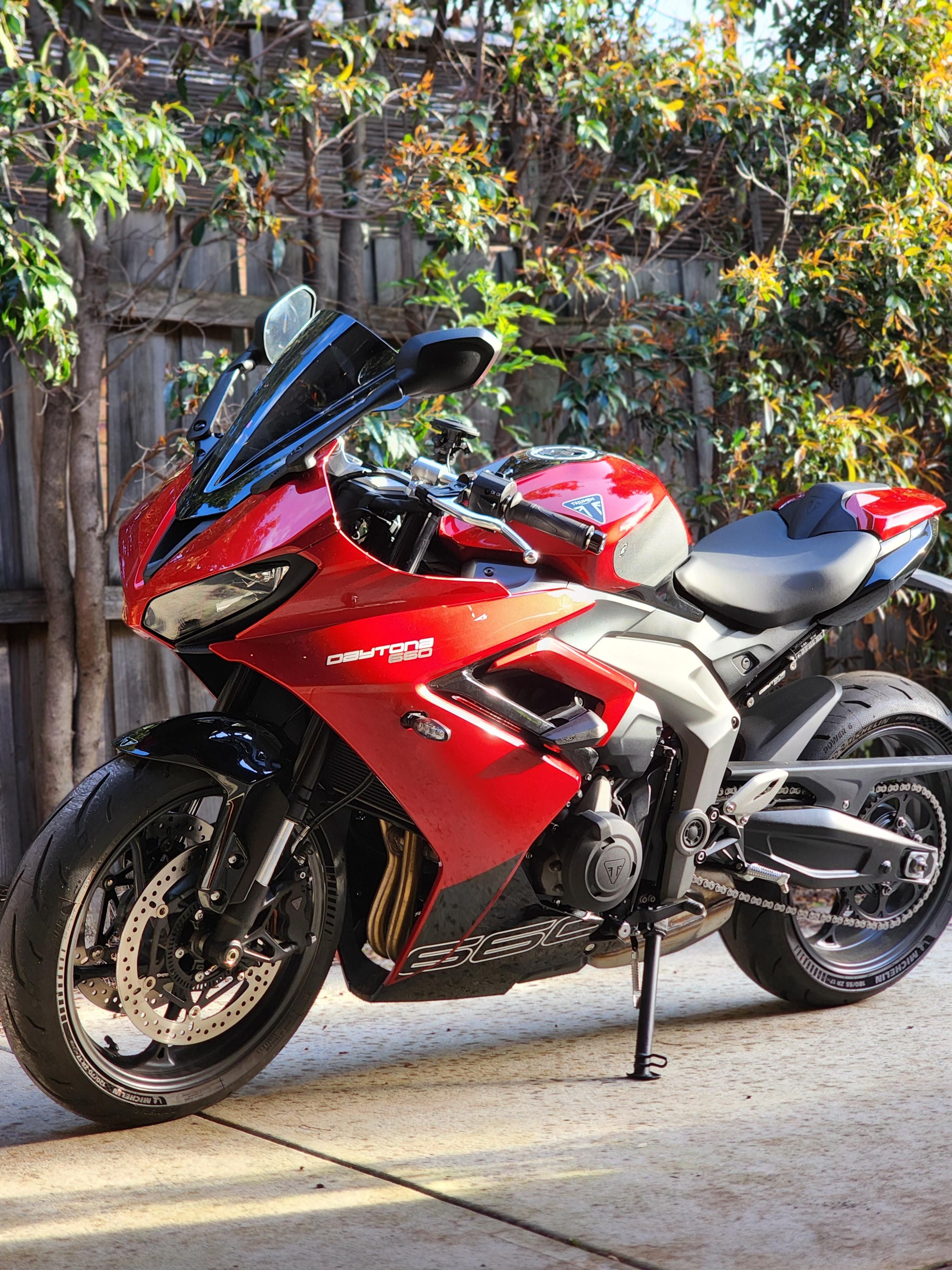 3000x4000 Daytona 660