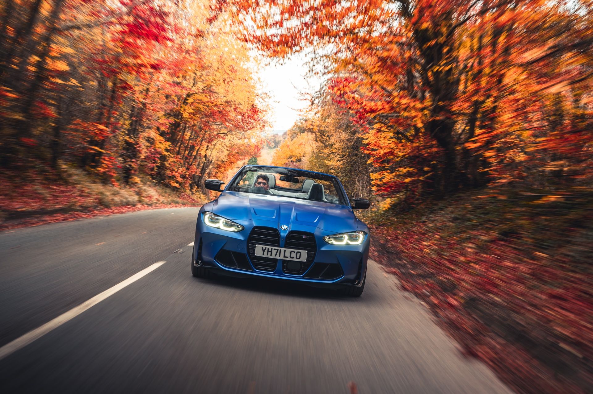 1920x1277 Video Check out the G83 M4 Convertible in Spain