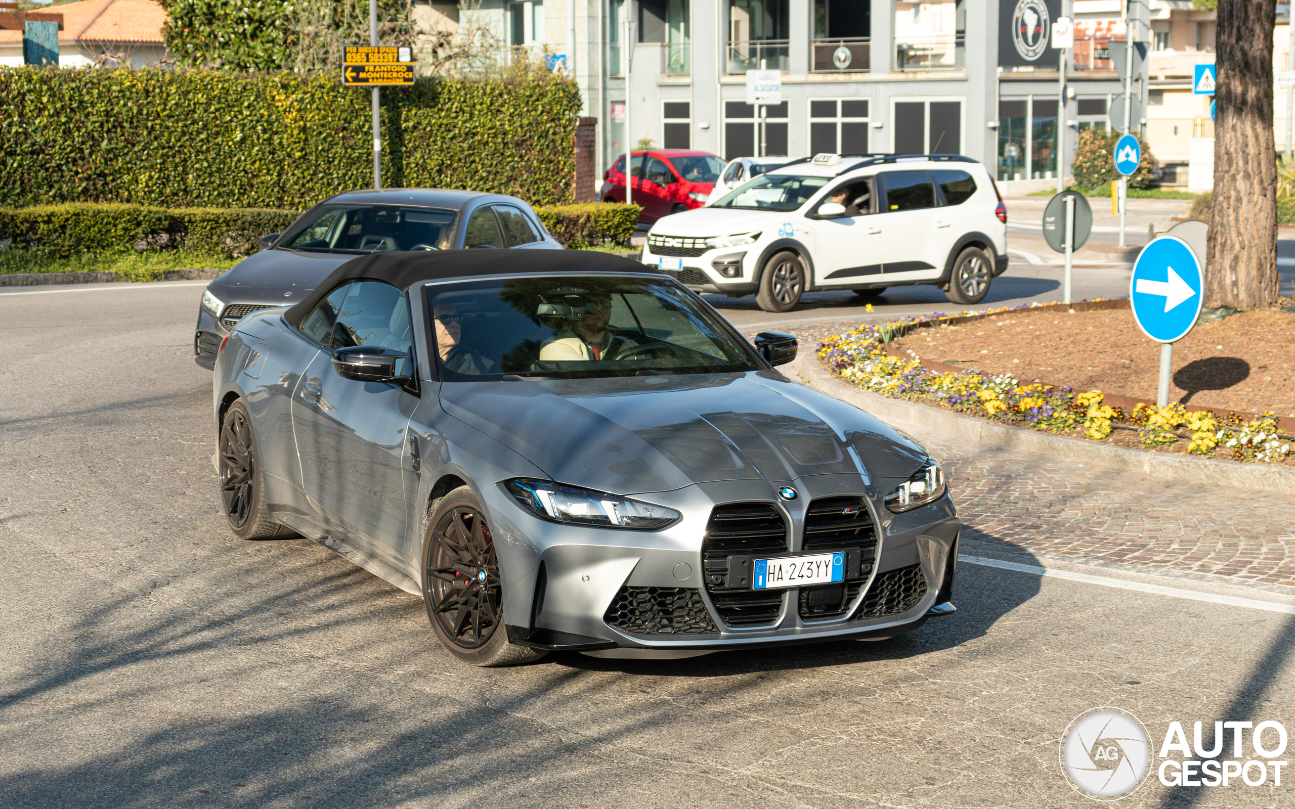 2560x1600 BMW M4 G83 Convertible Competition April 2026