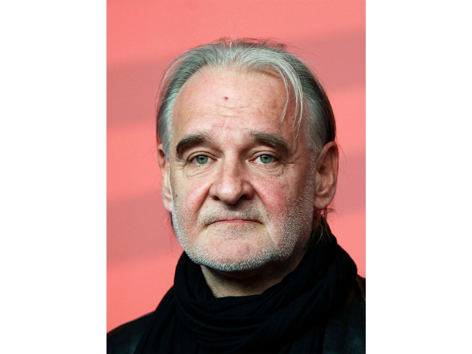 1600x1200 Iconic Hungarian filmmaker Bela Tarr passes away
