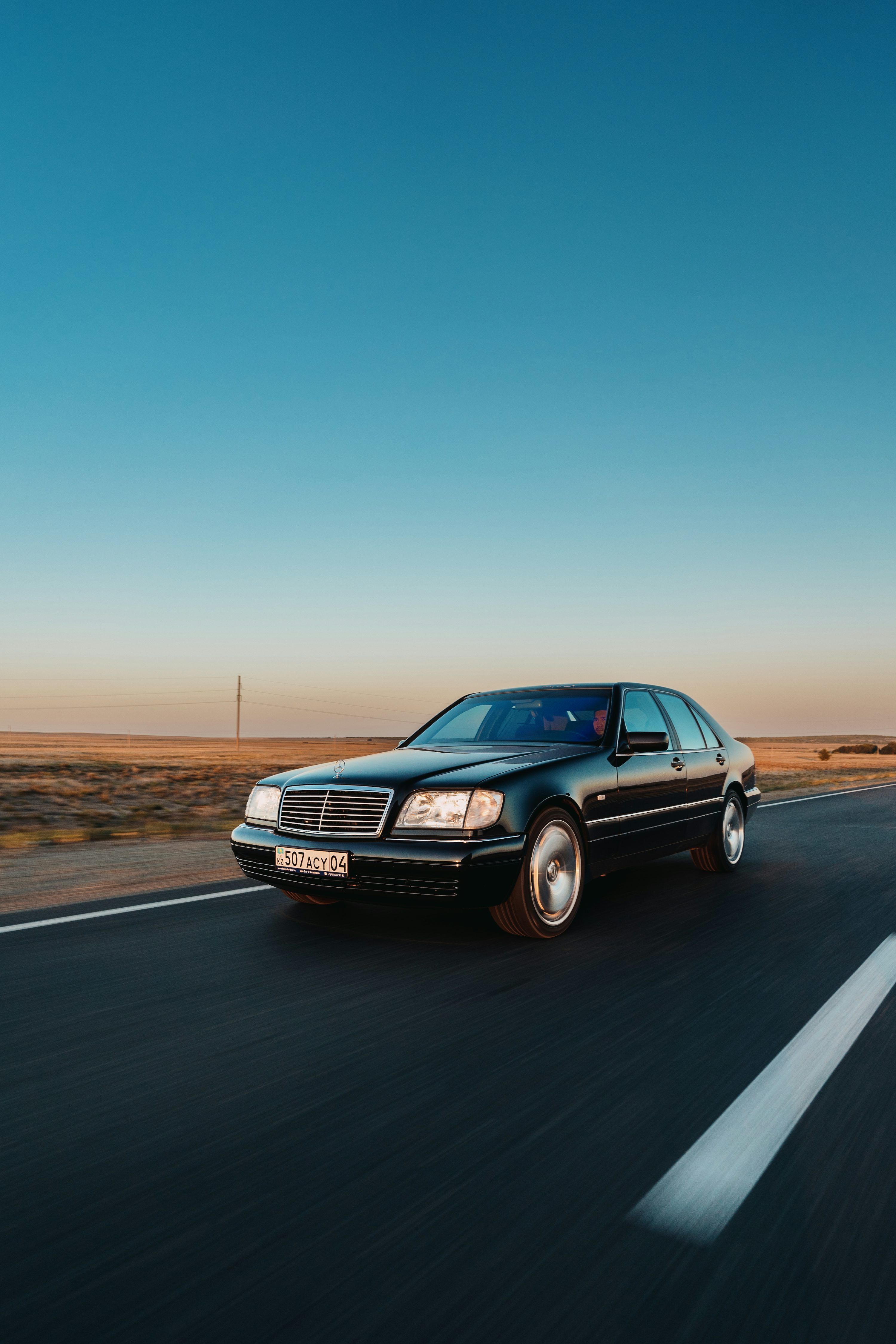 3000x4500 W140 Picture. Download Free Image
