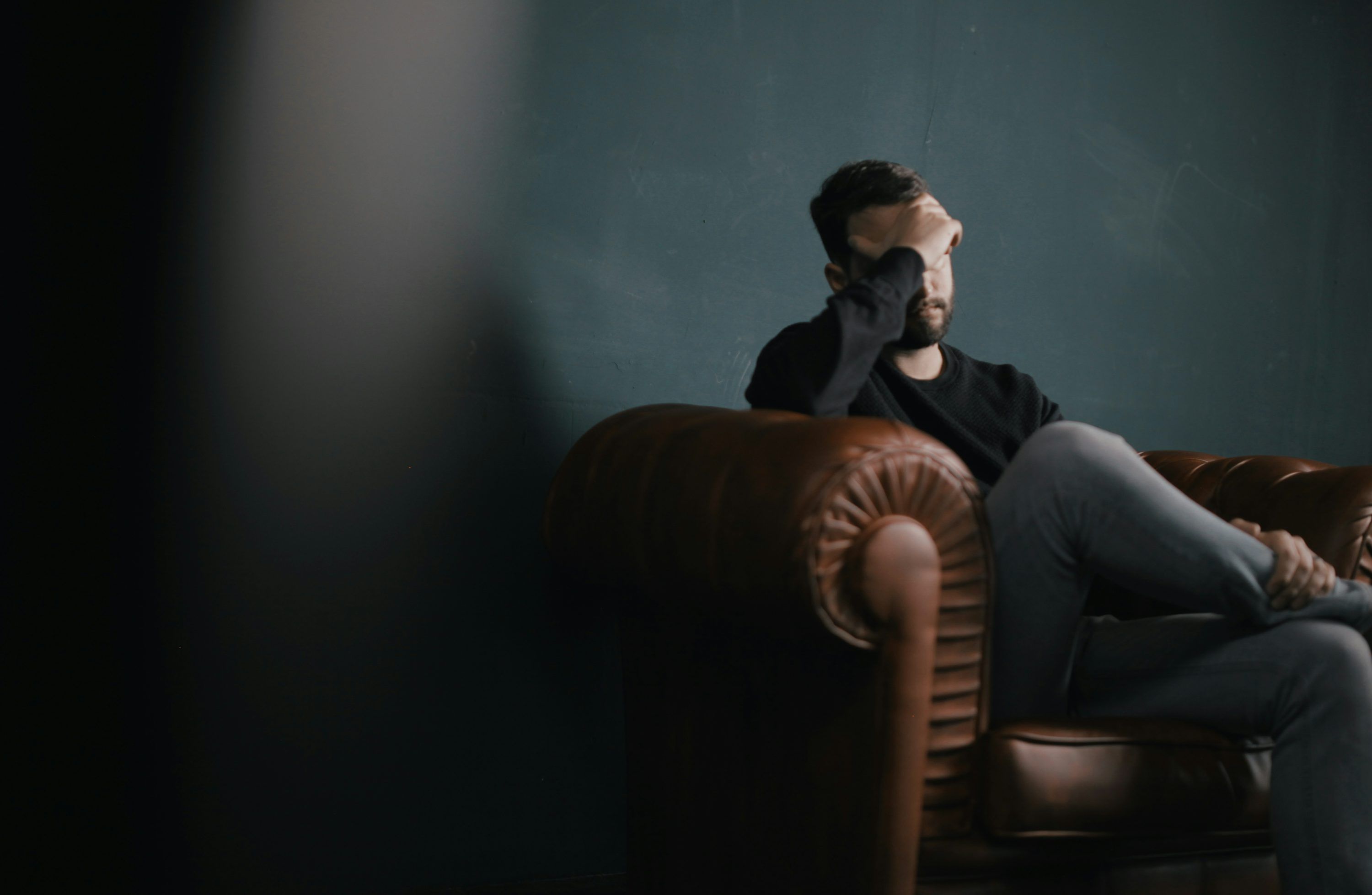 3000x1957 Depressed Man Picture. Download Free Image