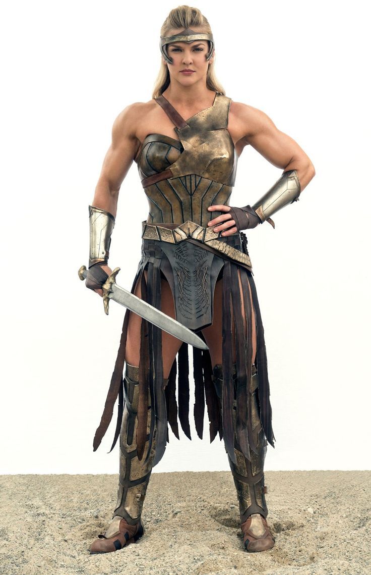 736x1139 Wonder Woman Amazon Warrior and #CrossFit Athlete Brooke Ence Wants to Prove that 'Strong Is Beautiful'