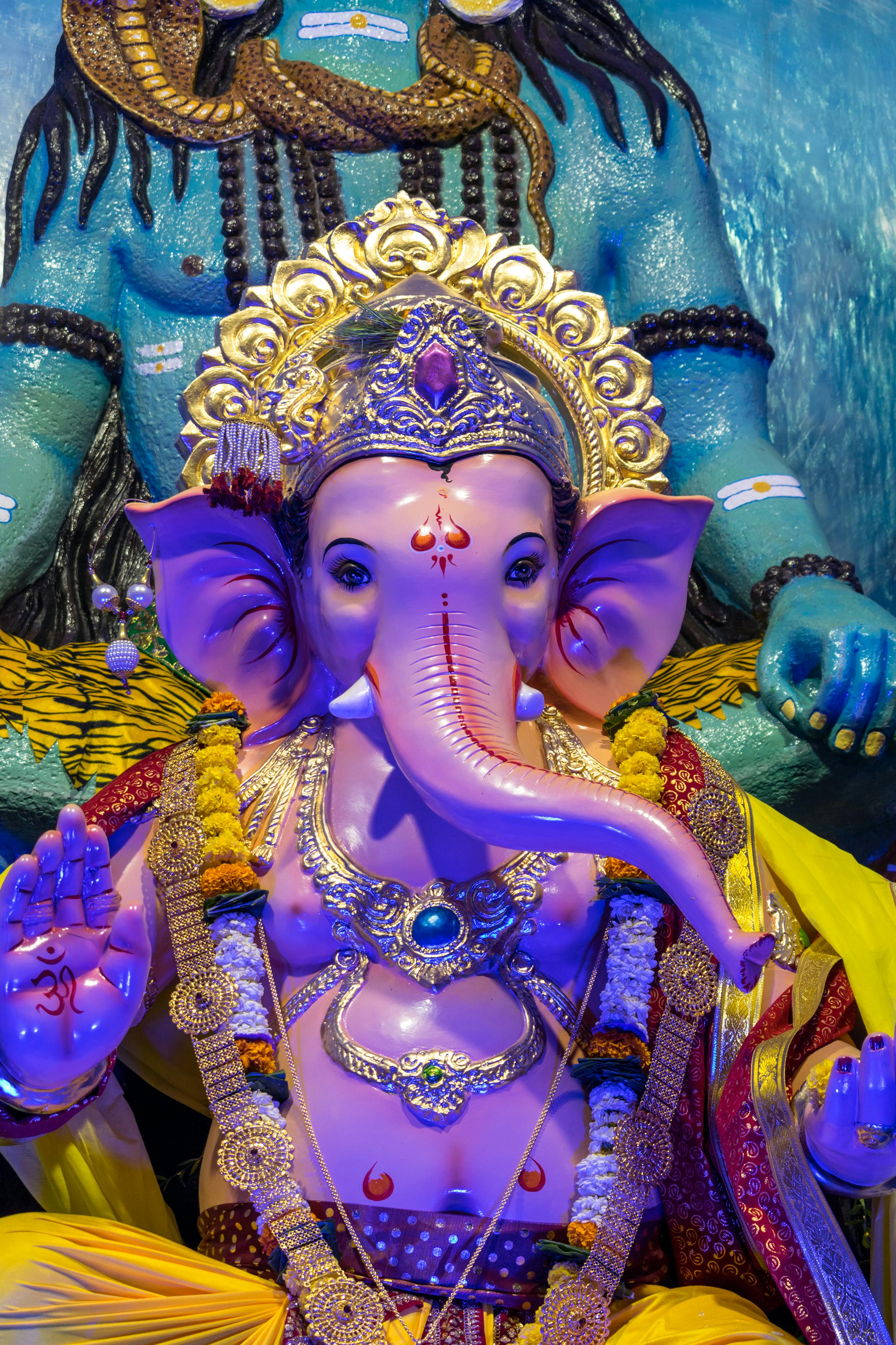 2333x3500 Hindu God Mobile Wallpaper